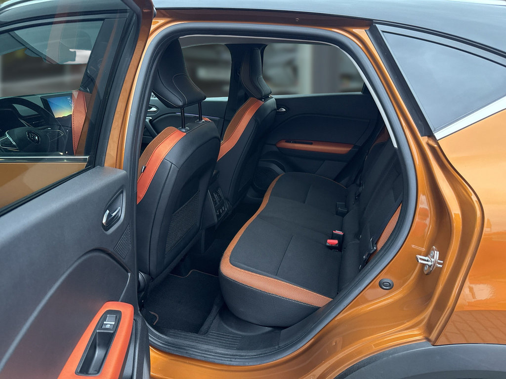 RENAULT Captur INTENS E-TECH Plug-in 160