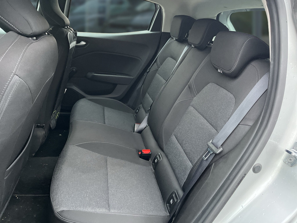 RENAULT Clio Equilibre TCe 90 LED, abn. AHK. RENAULT Clio Equilibre TCe 90 LED, abn. AHK.