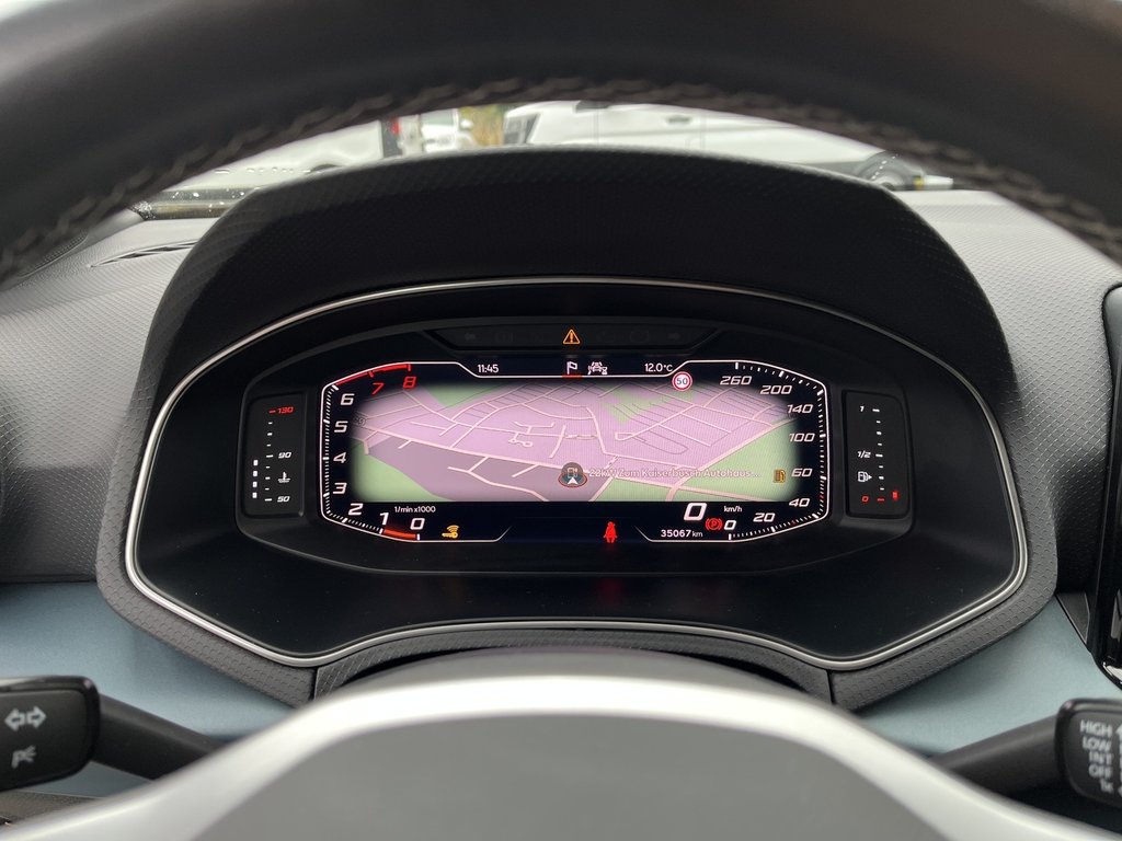 SEAT Arona Xperience 1,0 TSI Klima-Komfort-Paket SEAT Arona Xperience 1,0 TSI Klima-Komfort-Paket