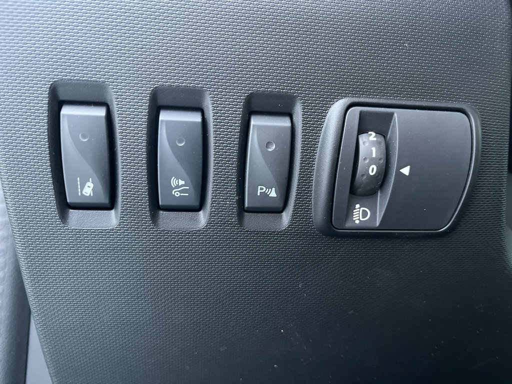 RENAULT Twingo E-Tech Techno RF-Kamera