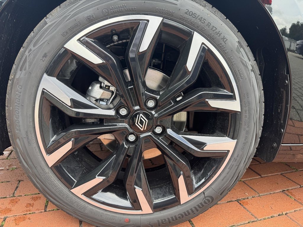 RENAULT Clio Techno TCe 90