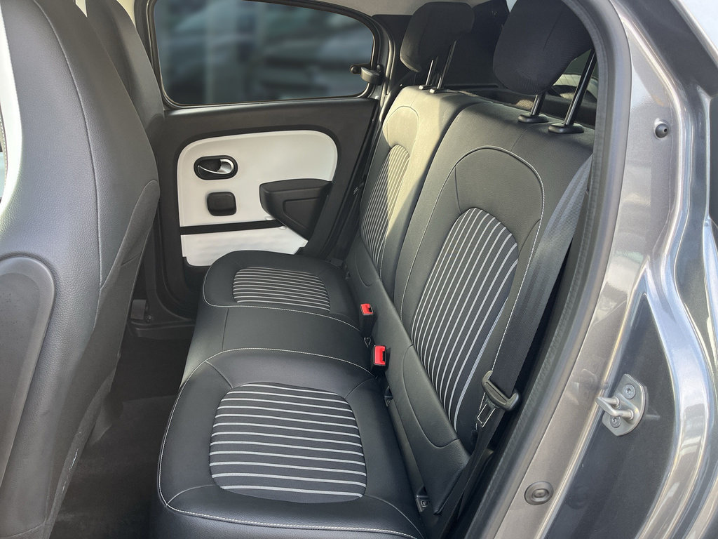 RENAULT Twingo E-Tech Techno RF-Kamera RENAULT Twingo E-Tech Techno RF-Kamera