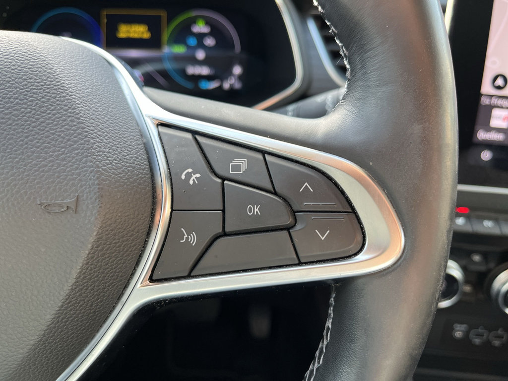 RENAULT Captur II 1.6 E-TECH Plug-in 160 Initiale Paris