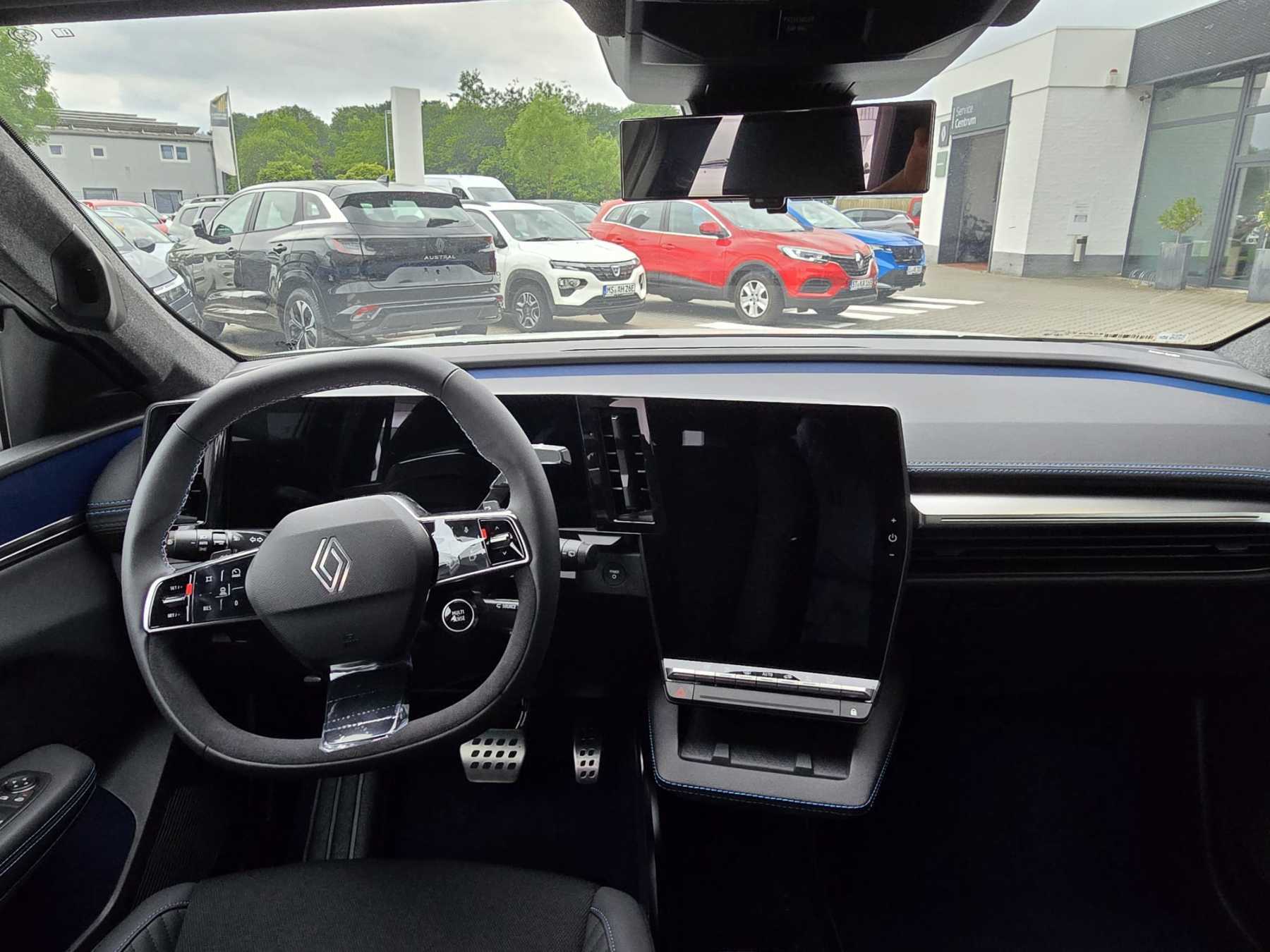 RENAULT Austral Techno Mild Hybrid 160 Automatik RENAULT Austral Techno Mild Hybrid 160 Automatik