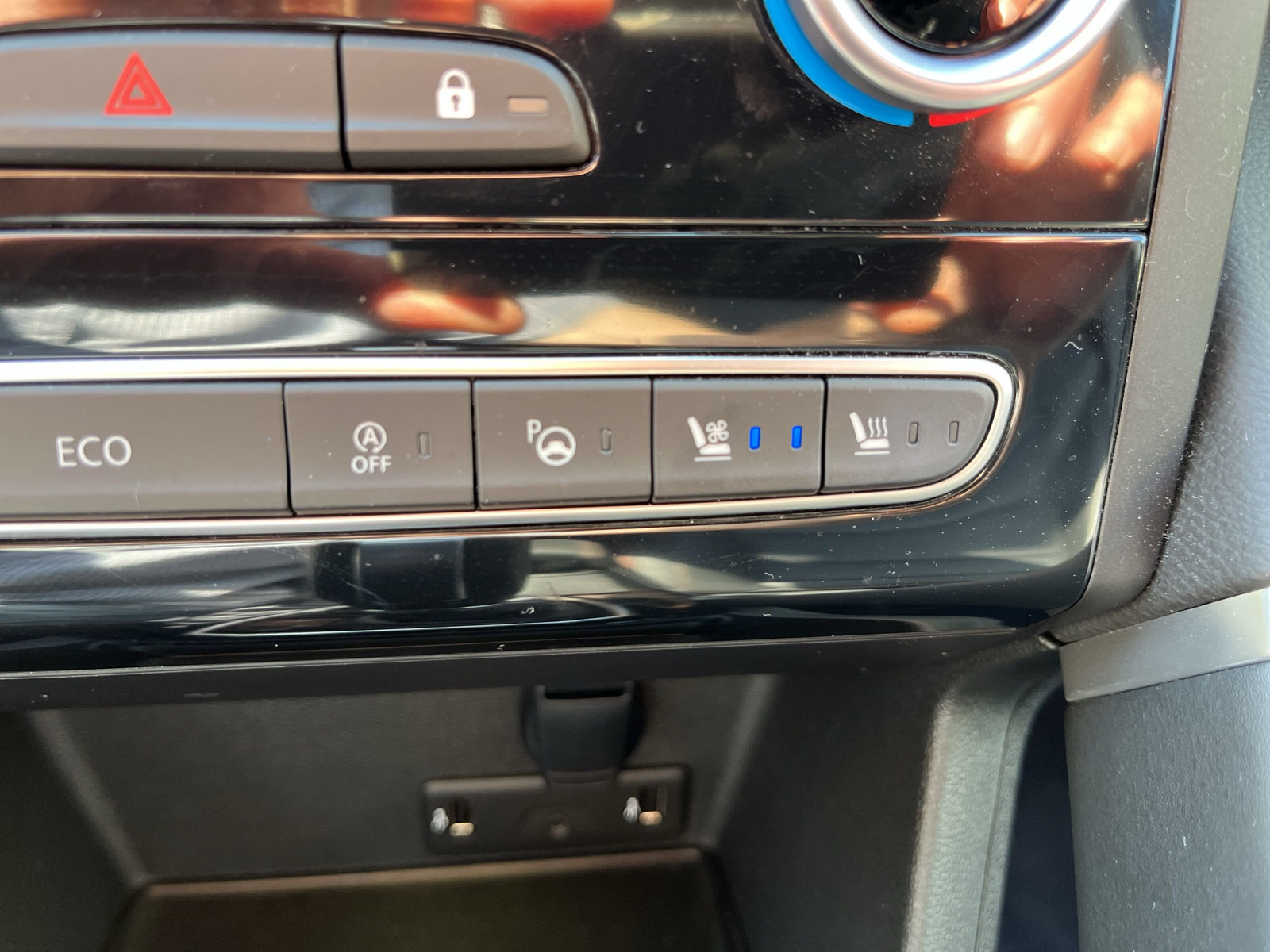 RENAULT Koleos Initiale Paris Blue dci 185 4WD, Bose RENAULT Koleos Initiale Paris Blue dci 185 4WD, Bose