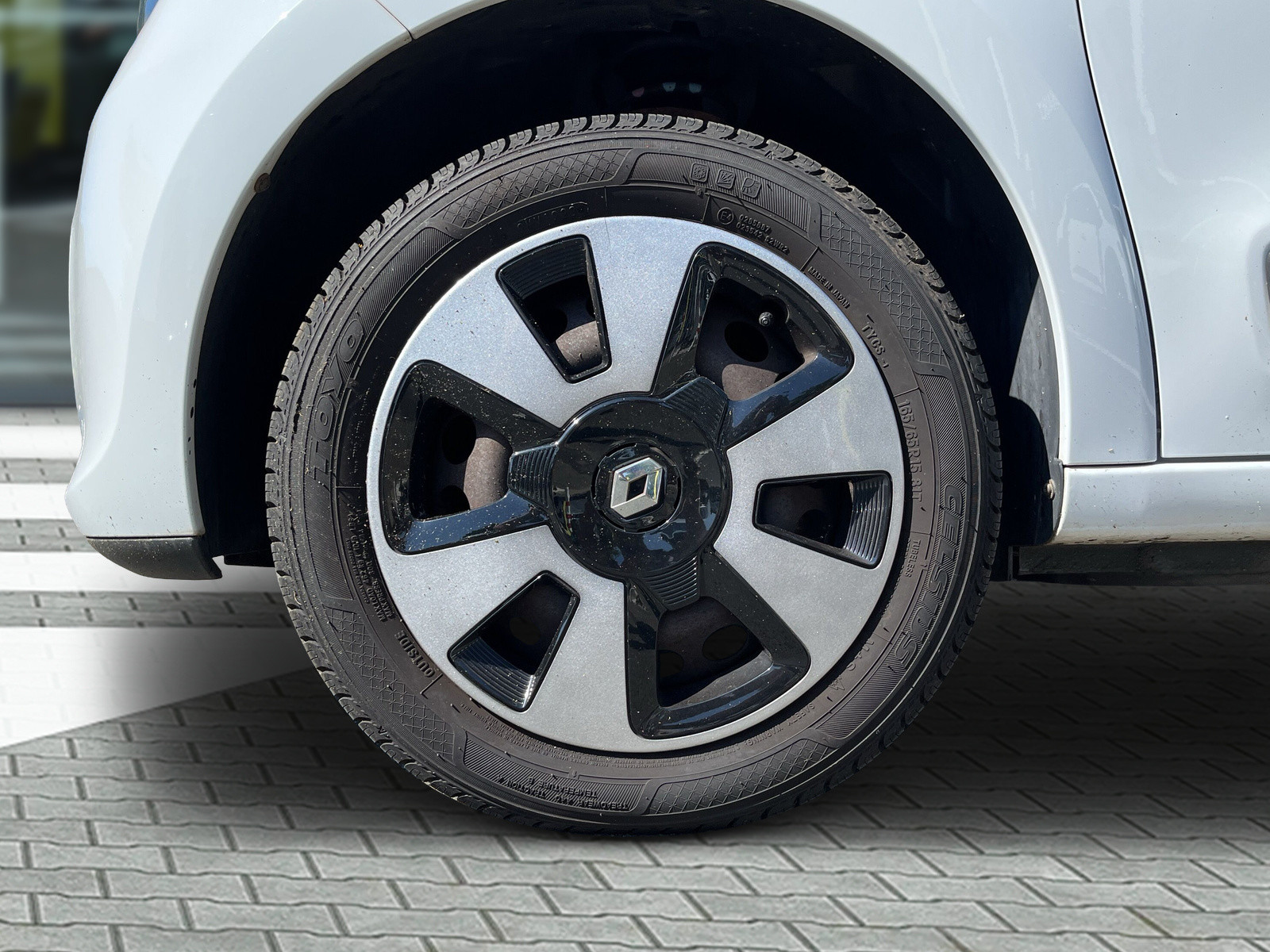RENAULT Twingo Experience SCe 70 Klima/Radio RENAULT Twingo Experience SCe 70 Klima/Radio
