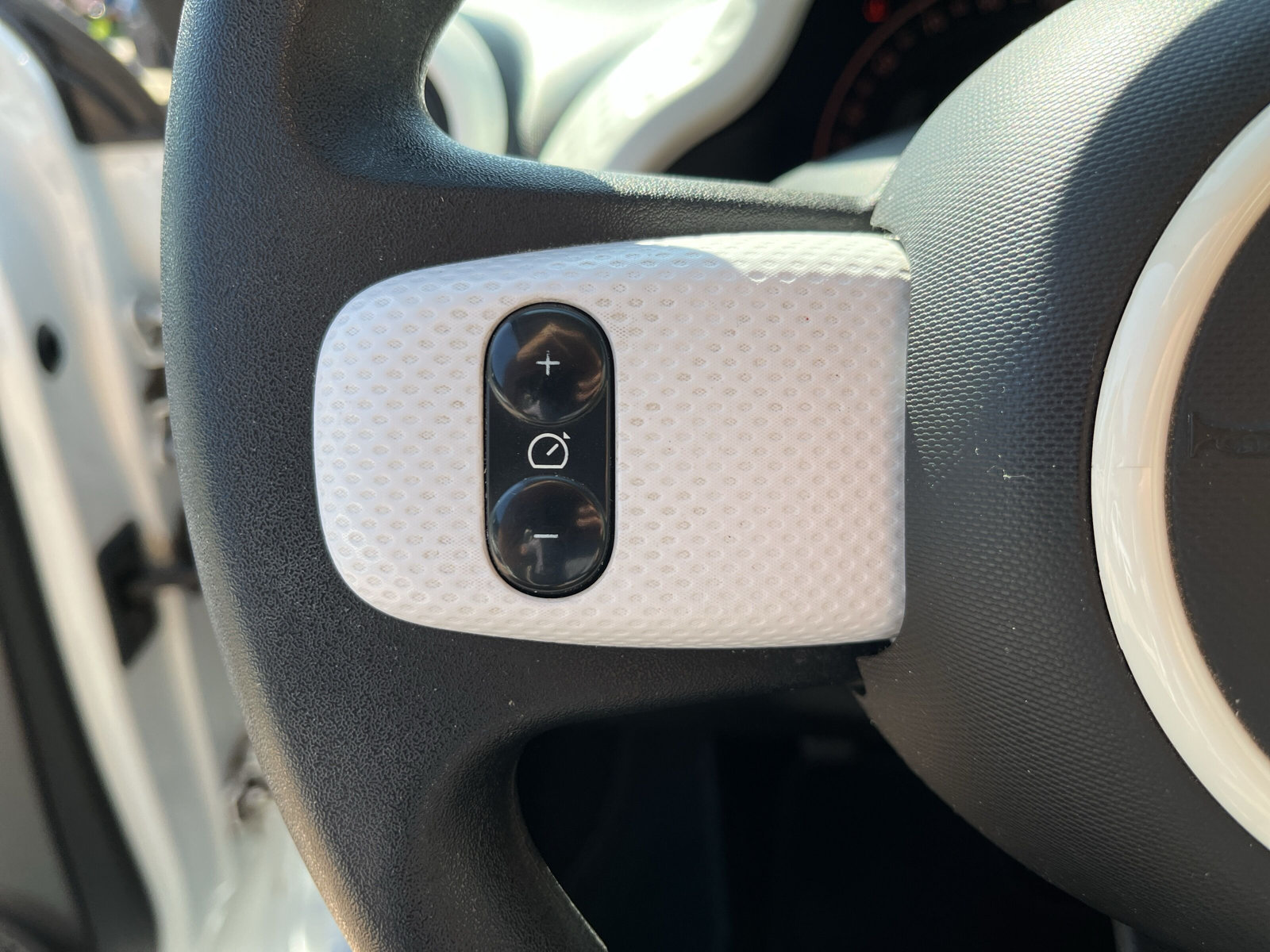 RENAULT Twingo Experience SCe 70 Klima/Radio RENAULT Twingo Experience SCe 70 Klima/Radio