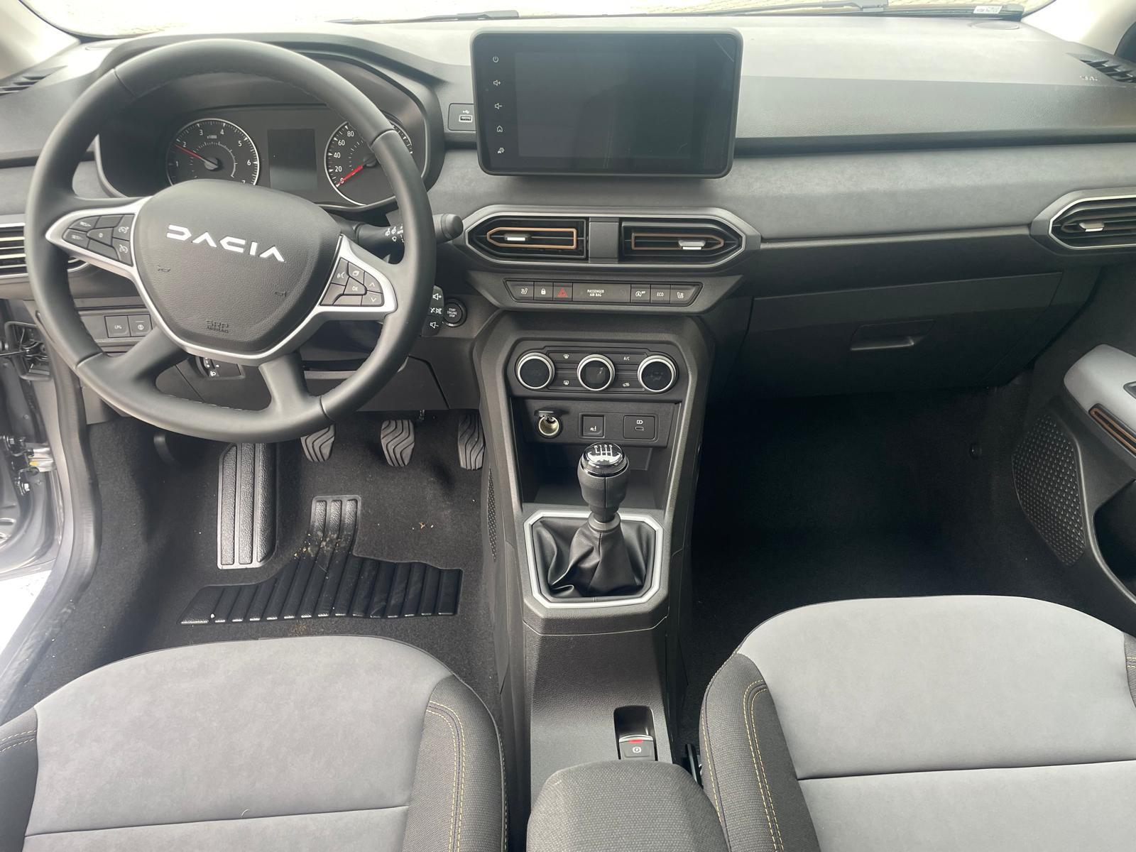 RENAULT Captur Techno TCe 90 RENAULT Captur Techno TCe 90