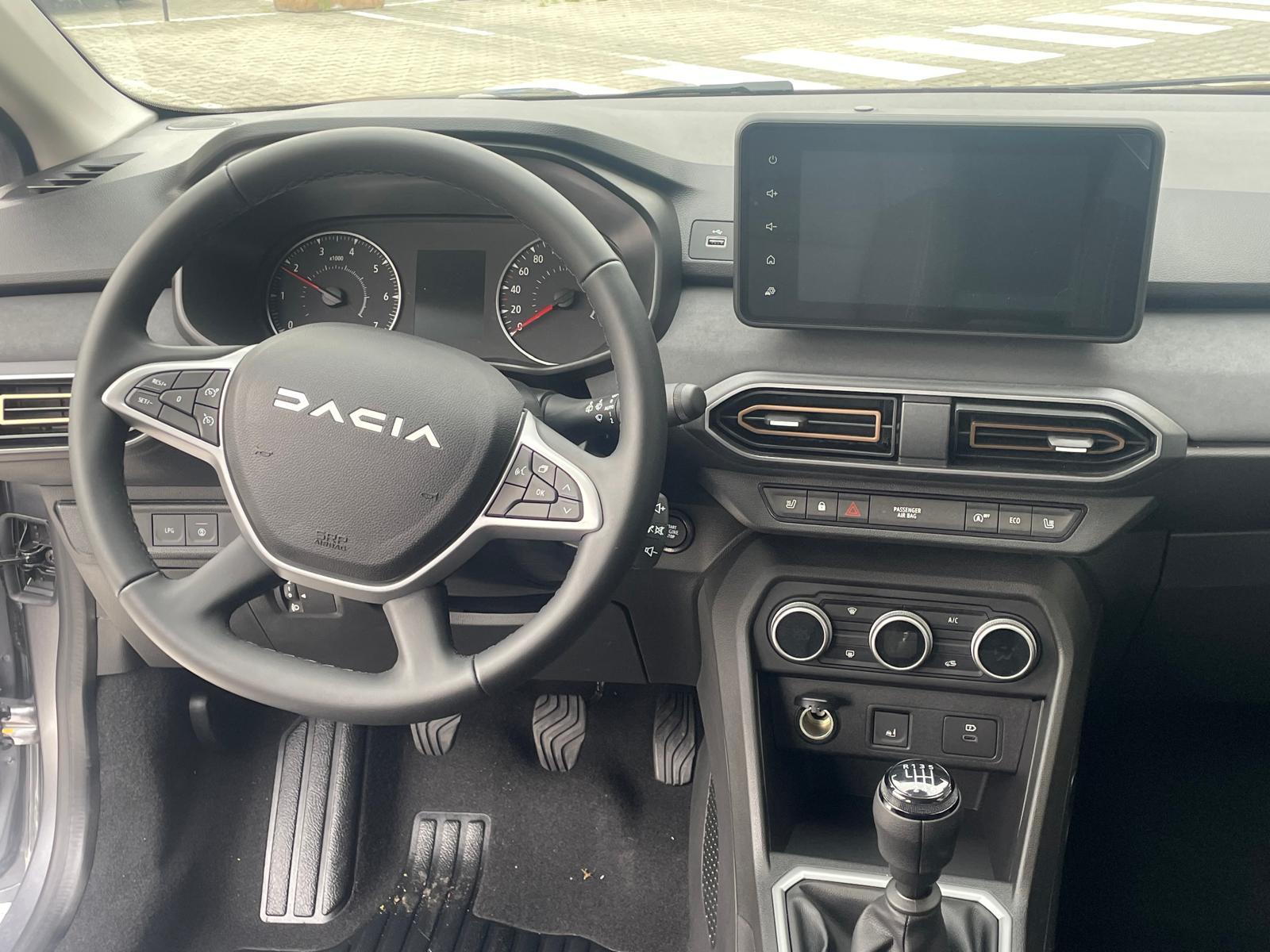 RENAULT Captur Techno TCe 90 RENAULT Captur Techno TCe 90