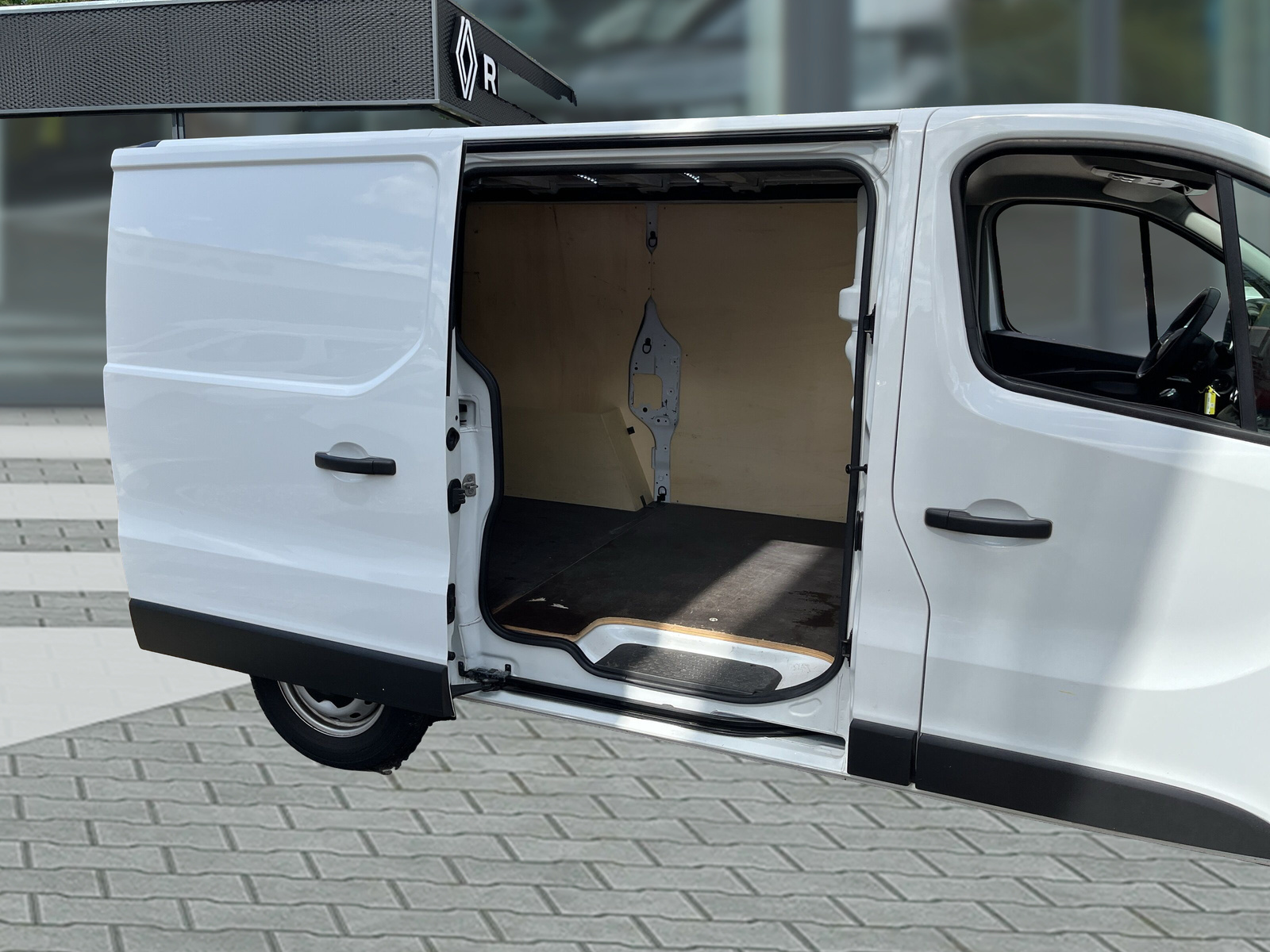 RENAULT Trafic Komfort L1H1 3,0t Blue dCi 130 Klima,LED RENAULT Trafic Komfort L1H1 3,0t Blue dCi 130 Klima,LED