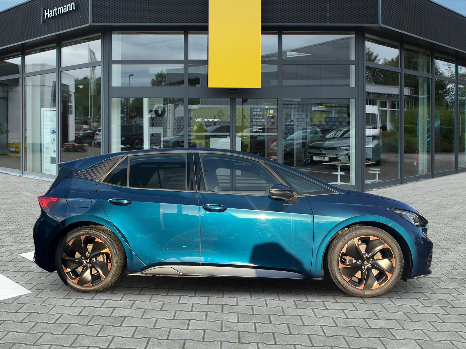 CUPRA Born 150 58kw/h Pano-Dach, RF-Kamera CUPRA Born 150 58kw/h Pano-Dach, RF-Kamera