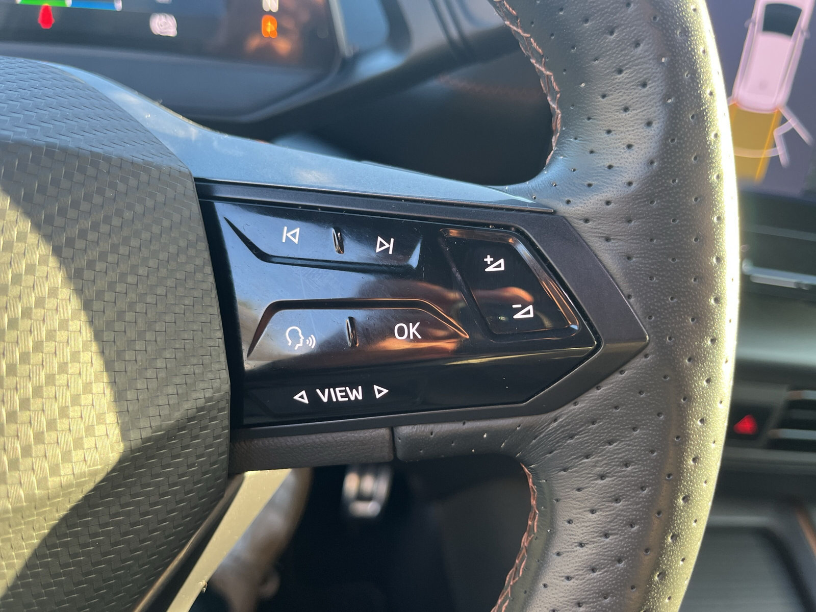 CUPRA Born 150 58kw/h Pano-Dach, RF-Kamera CUPRA Born 150 58kw/h Pano-Dach, RF-Kamera