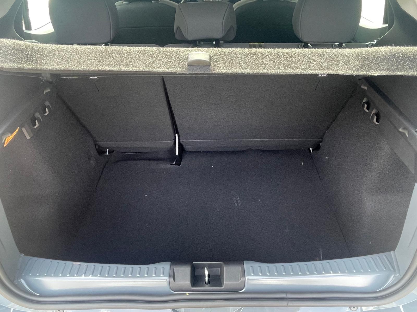 DACIA Sandero Essential TCe 90 DACIA Sandero Essential TCe 90