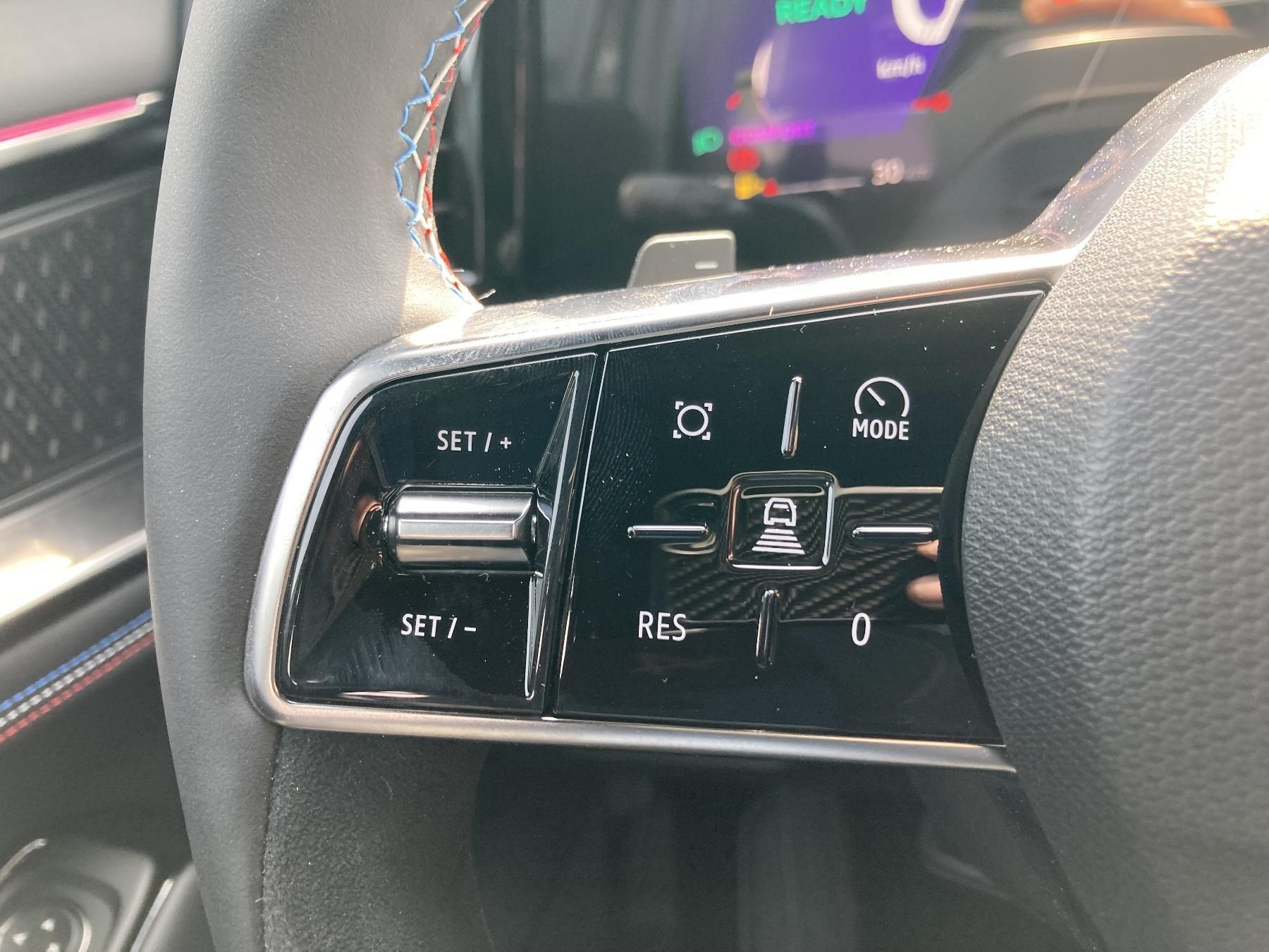 RENAULT Rafale Esprit Alpine E-Tech Full Hybrid 200 RENAULT Rafale Esprit Alpine E-Tech Full Hybrid 200