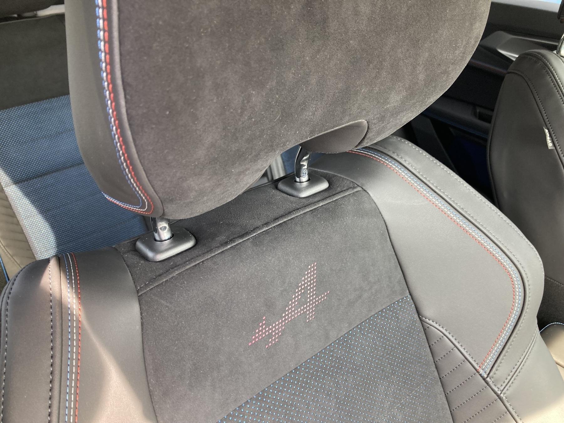 RENAULT Rafale Esprit Alpine E-Tech Full Hybrid 200 RENAULT Rafale Esprit Alpine E-Tech Full Hybrid 200