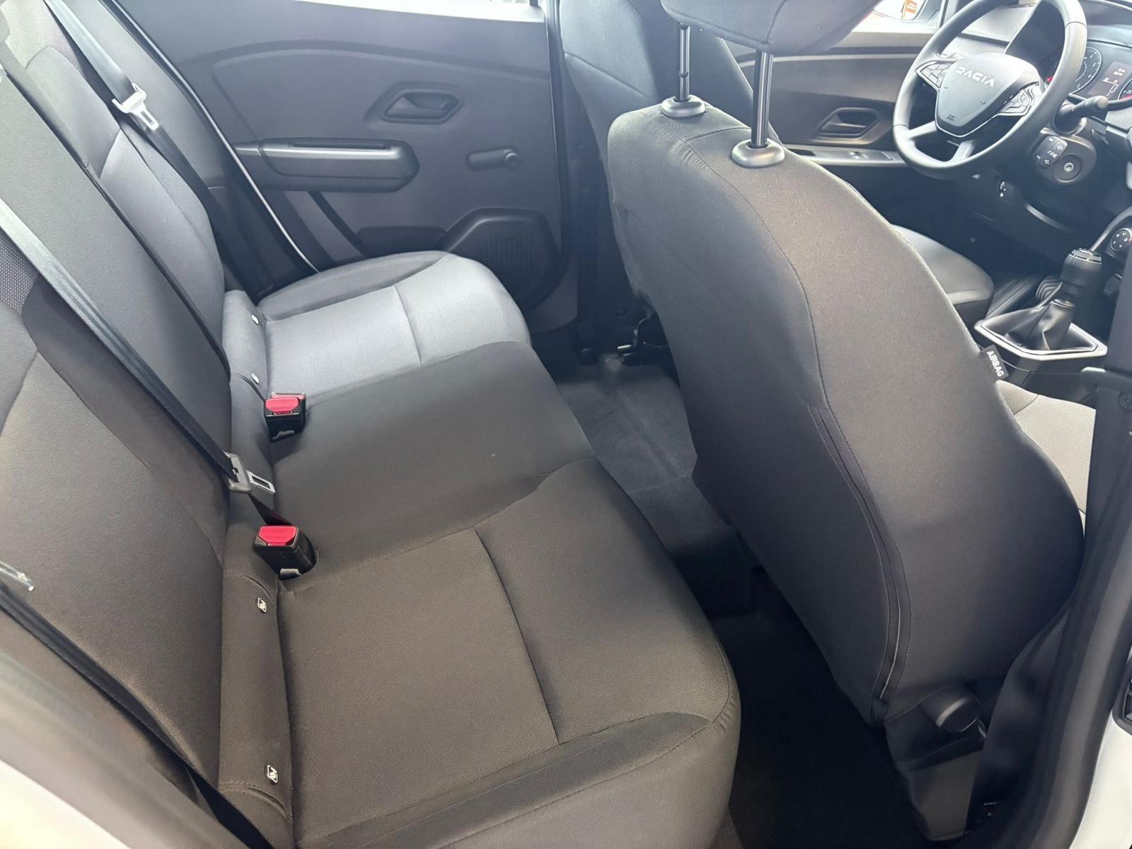 DACIA Sandero Essential TCe 90 DACIA Sandero Essential TCe 90