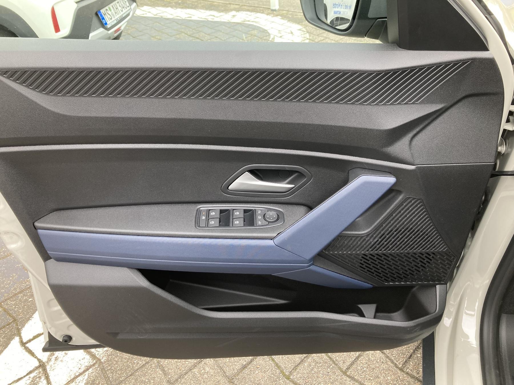 DACIA Duster Essential Eco-G 100 DACIA Duster Essential Eco-G 100