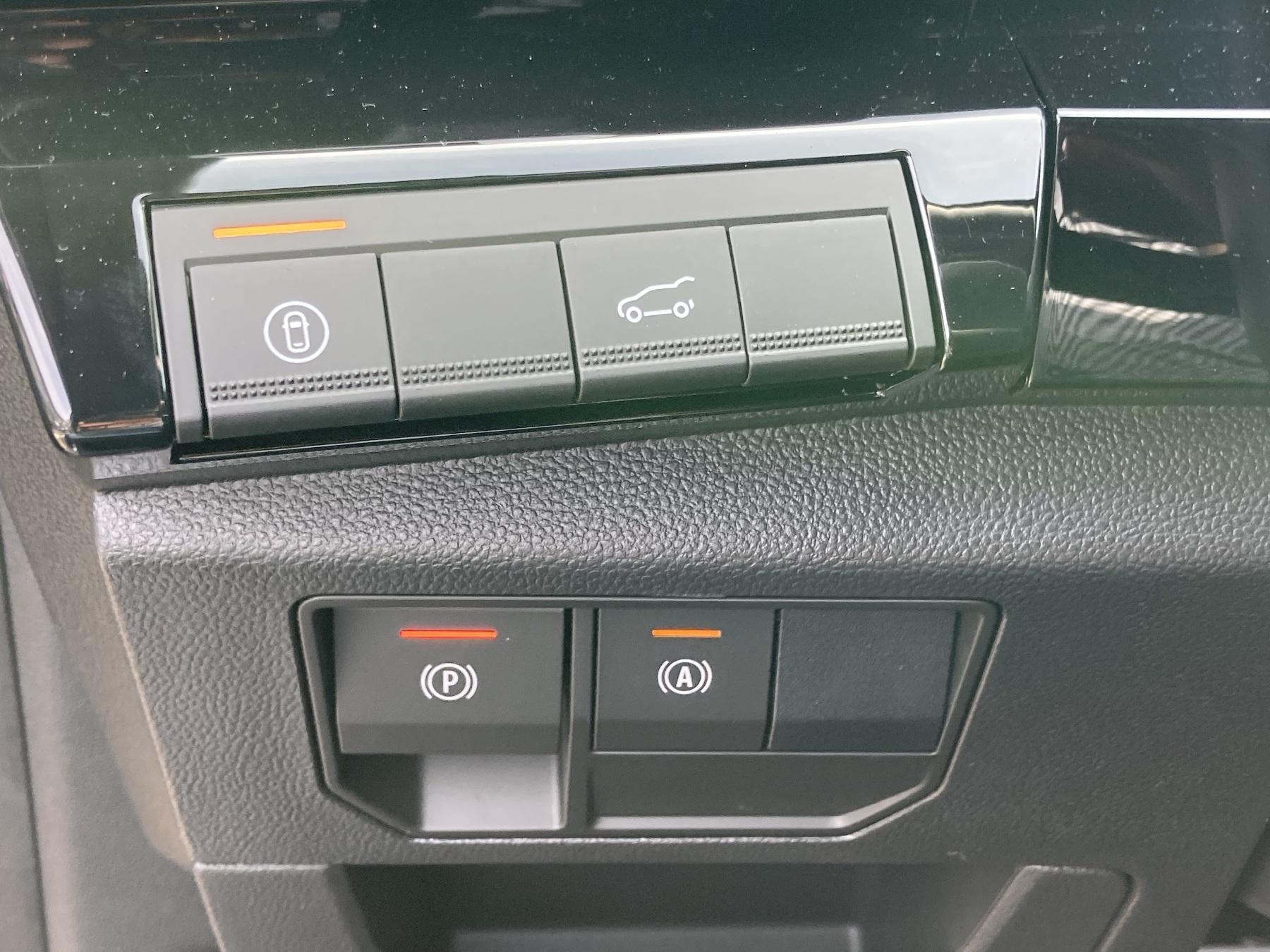 RENAULT Rafale Esprit Alpine E-Tech Full Hybrid 200 RENAULT Rafale Esprit Alpine E-Tech Full Hybrid 200