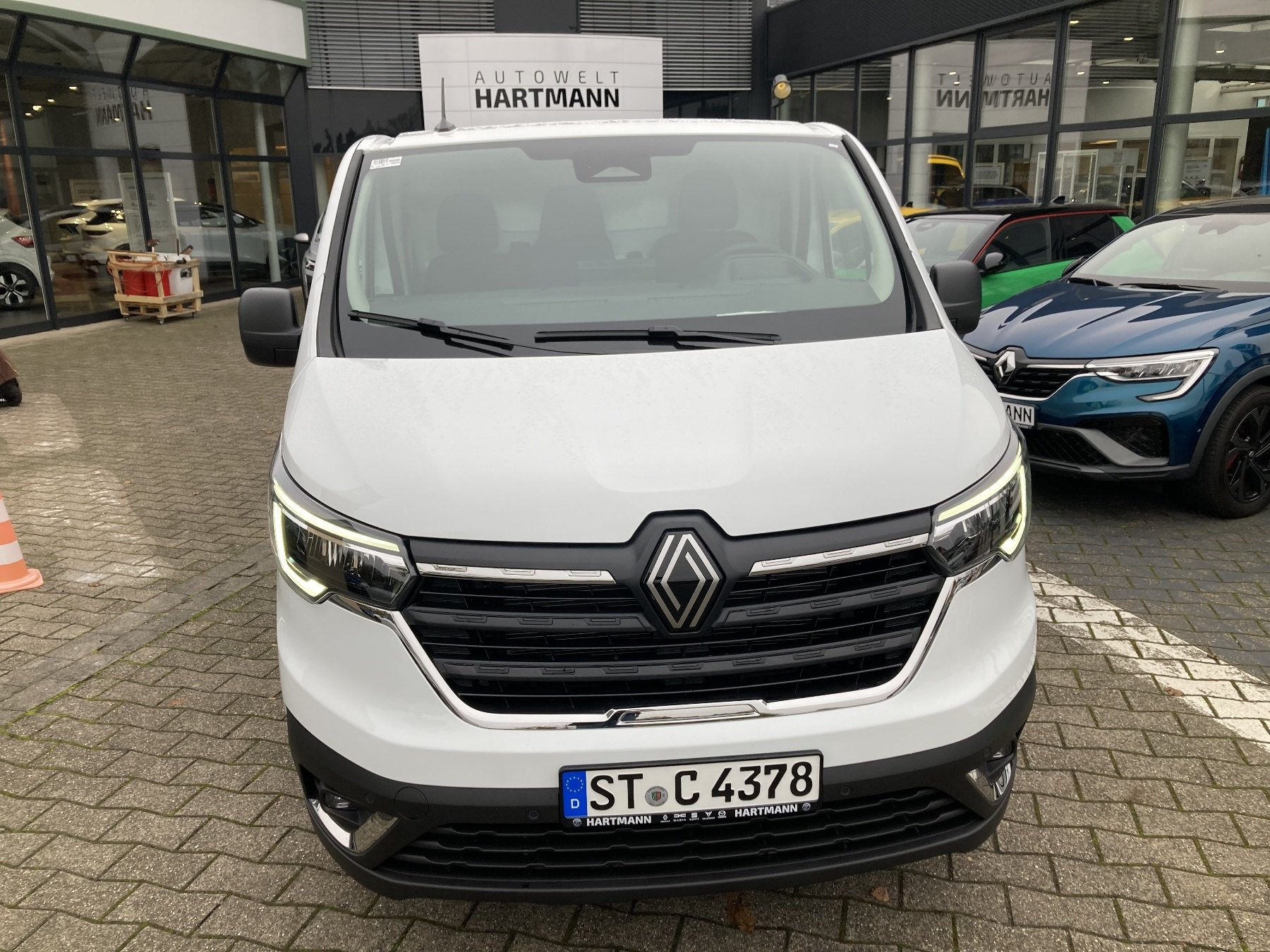 RENAULT Trafic Lkw Komfort L1H1 2,8t Blue dCi 150 EDC