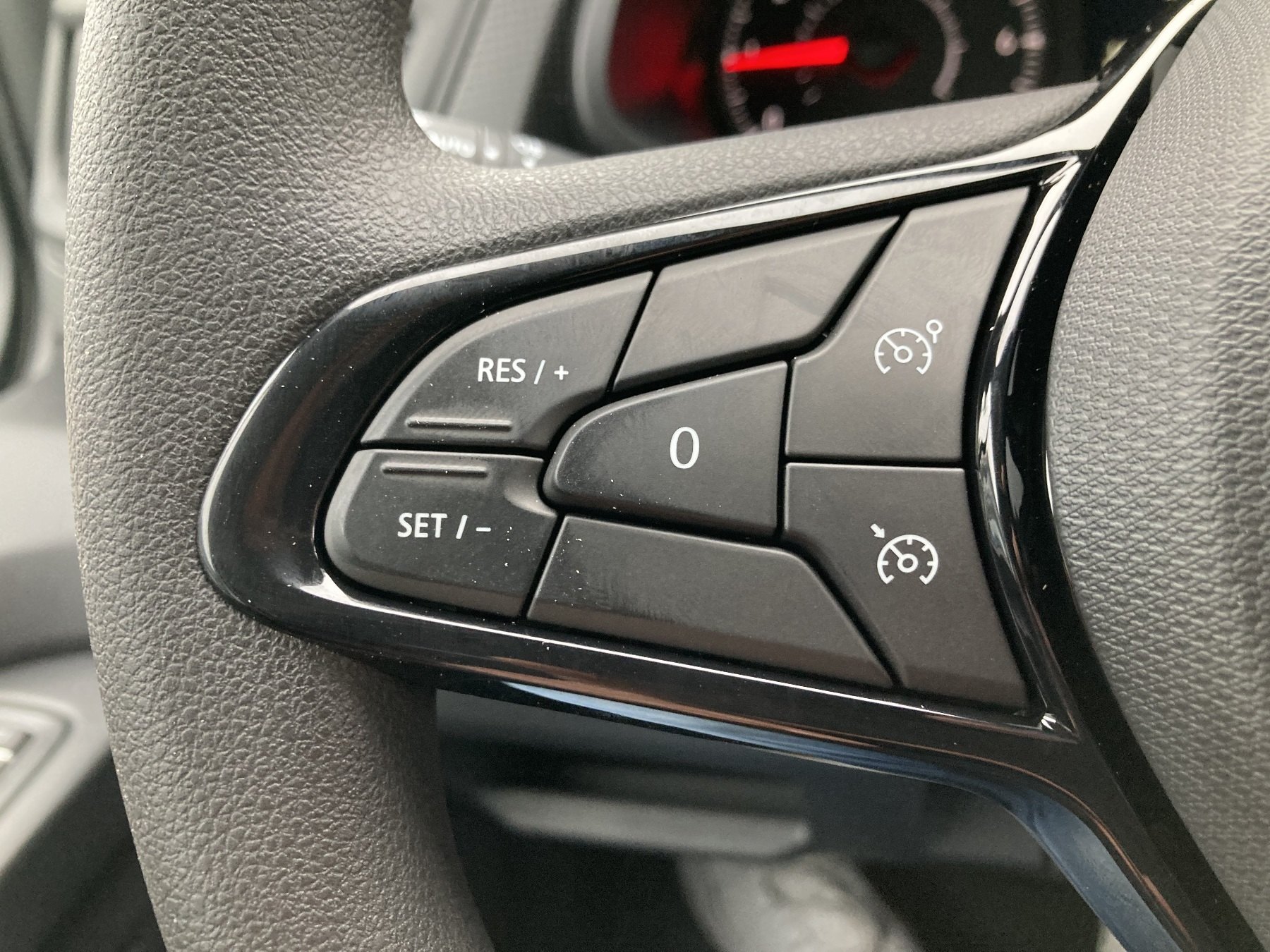 RENAULT Trafic Lkw Komfort L1H1 2,8t Blue dCi 150 EDC RENAULT Trafic Lkw Komfort L1H1 2,8t Blue dCi 150 EDC