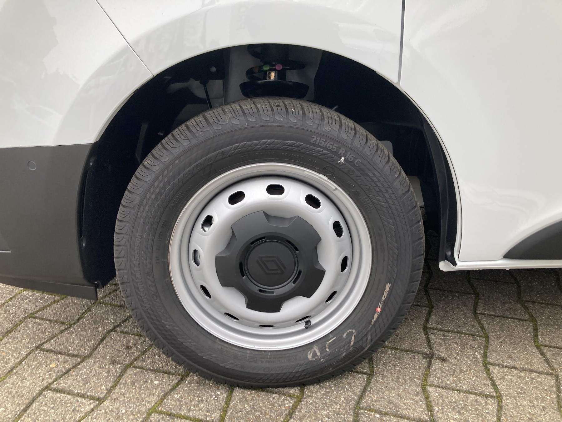 RENAULT Trafic Lkw Komfort L1H1 2,8t Blue dCi 150 EDC RENAULT Trafic Lkw Komfort L1H1 2,8t Blue dCi 150 EDC