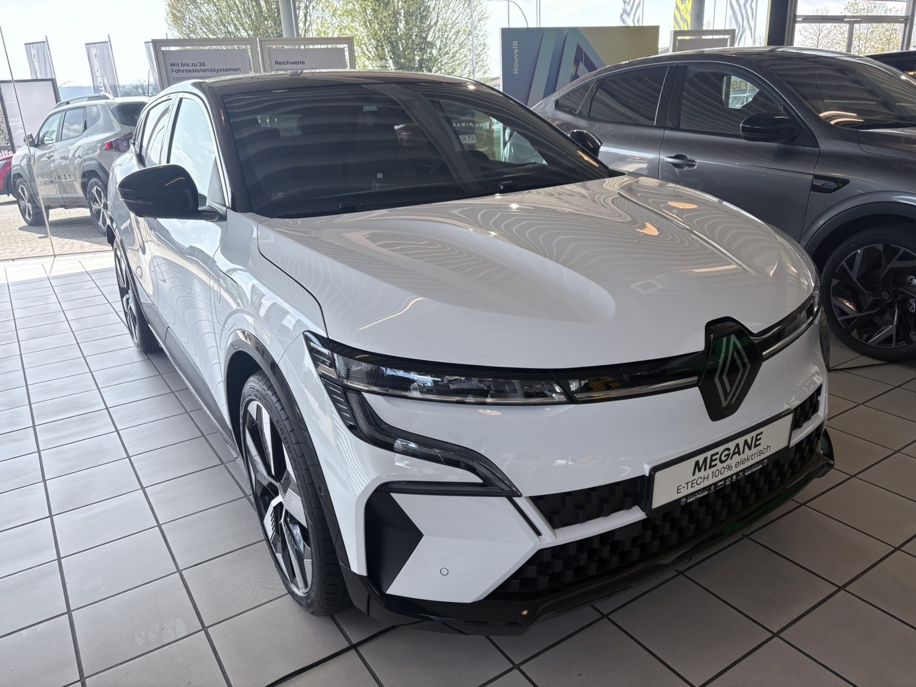 RENAULT Megane E-Tech Techno 220 Comfort Range RENAULT Megane E-Tech Techno 220 Comfort Range