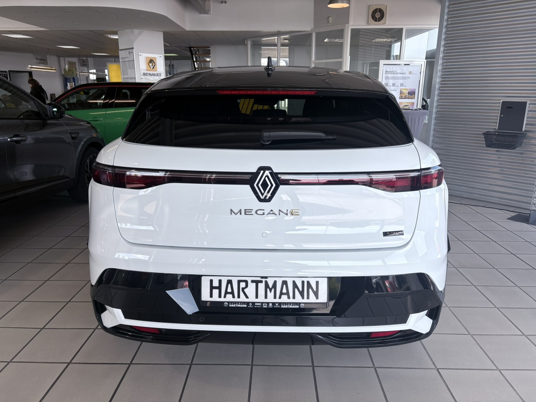 RENAULT Megane E-Tech Techno 220 Comfort Range RENAULT Megane E-Tech Techno 220 Comfort Range