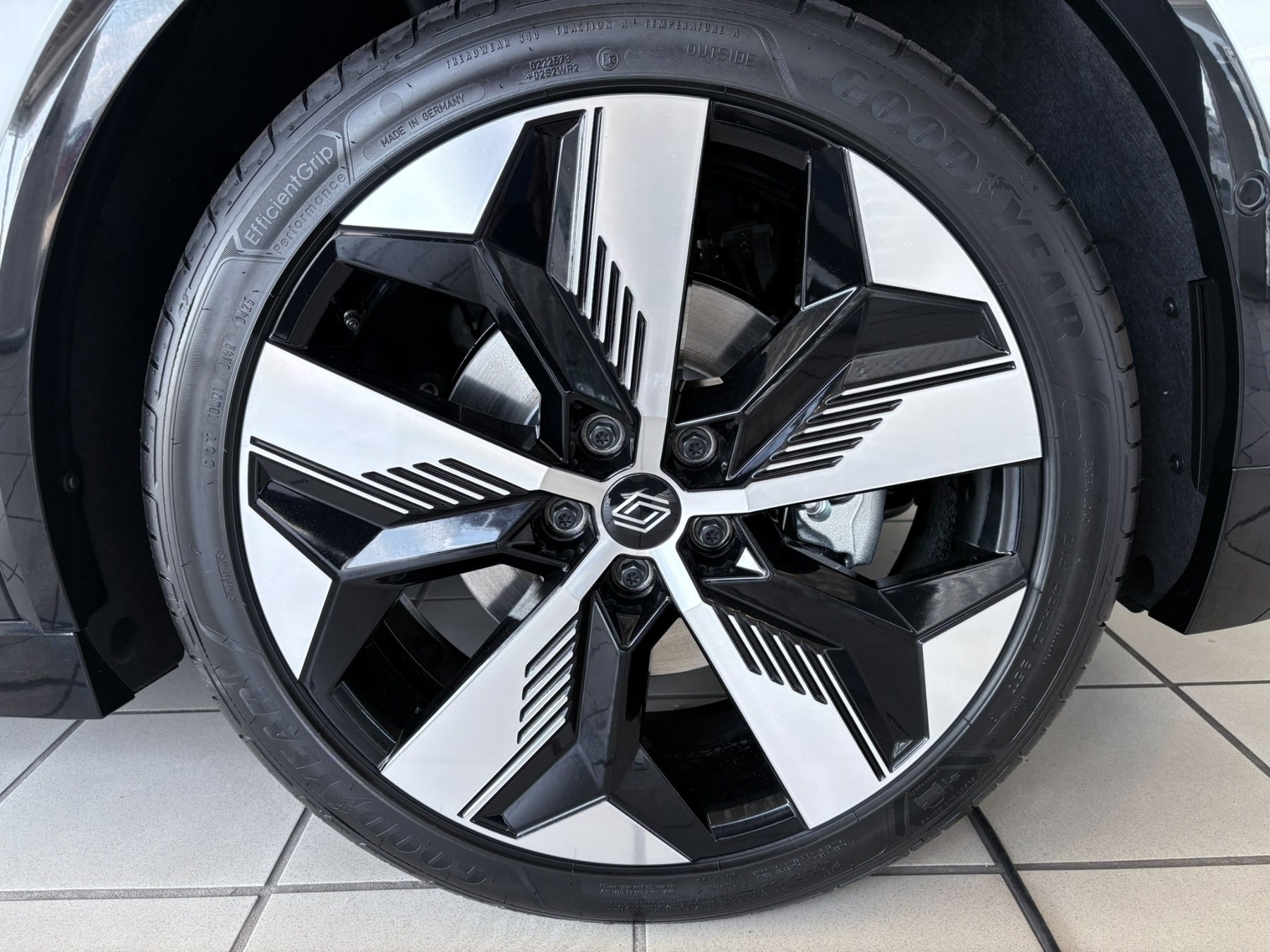 RENAULT Megane E-Tech Techno 220 Comfort Range RENAULT Megane E-Tech Techno 220 Comfort Range