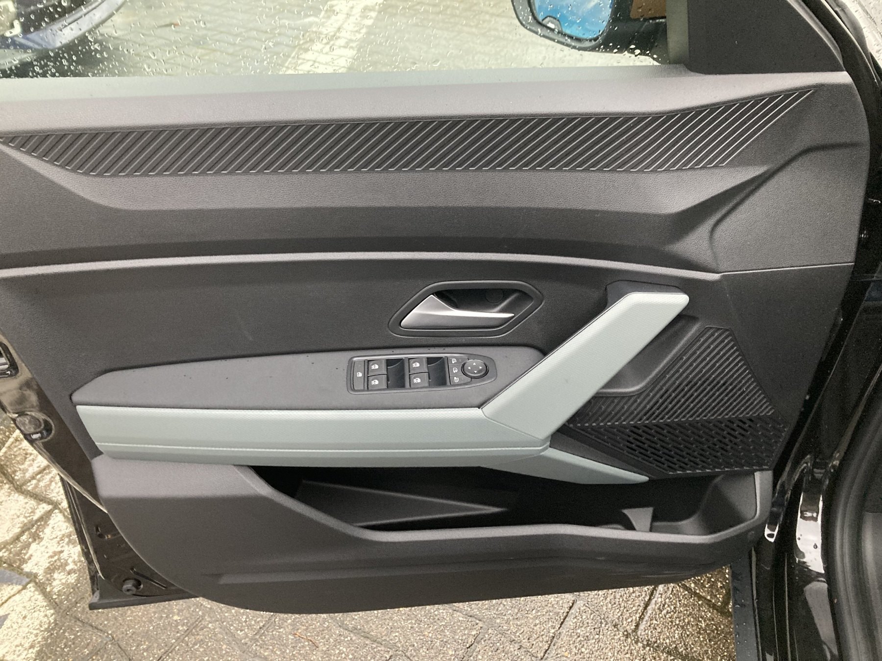 DACIA Duster Extreme TCe 130 4x4 AHK+GJR DACIA Duster Extreme TCe 130 4x4 AHK+GJR