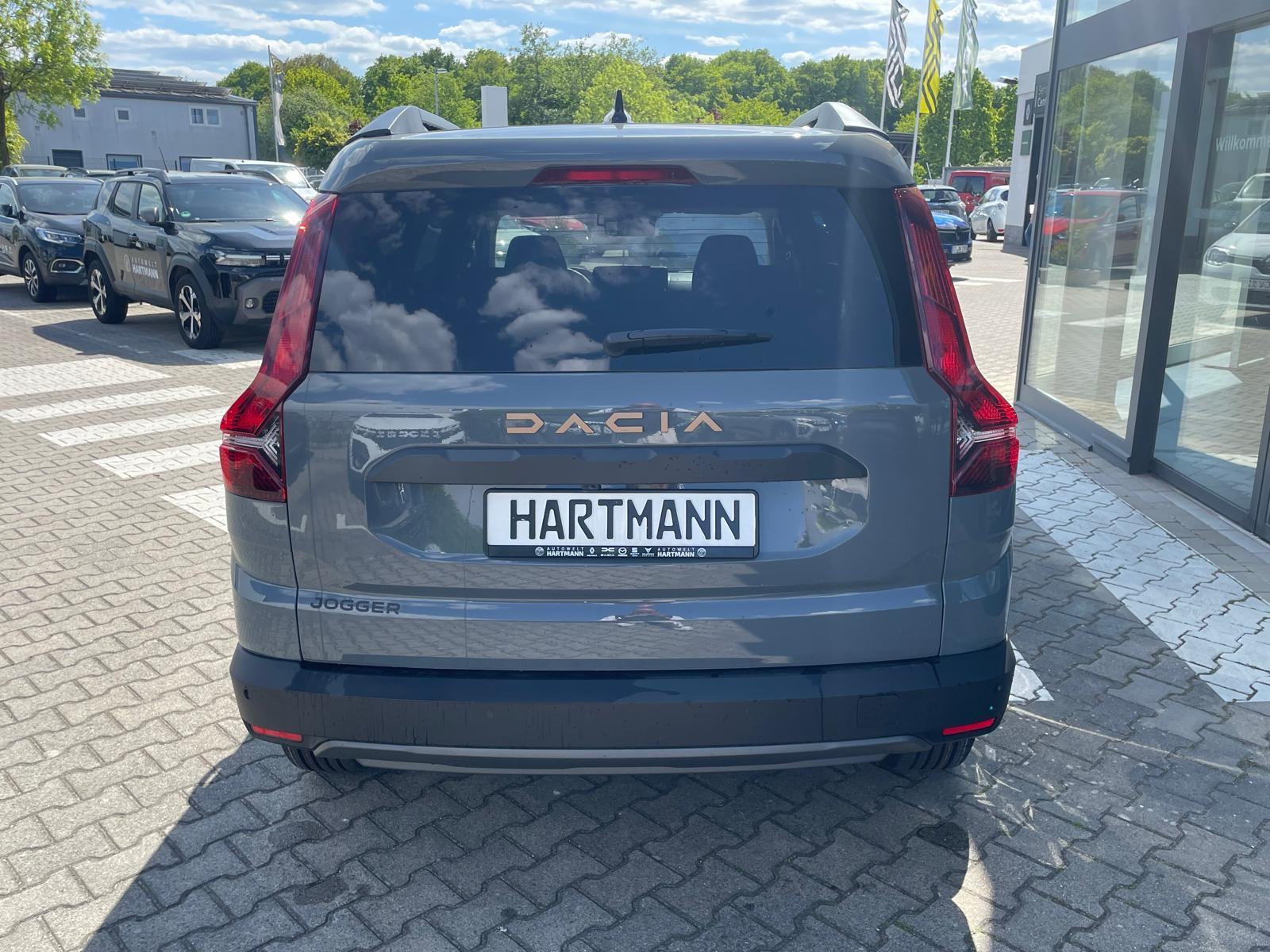 DACIA Jogger Extreme+ TCe 110 AHK+GJR DACIA Jogger Extreme+ TCe 110 AHK+GJR