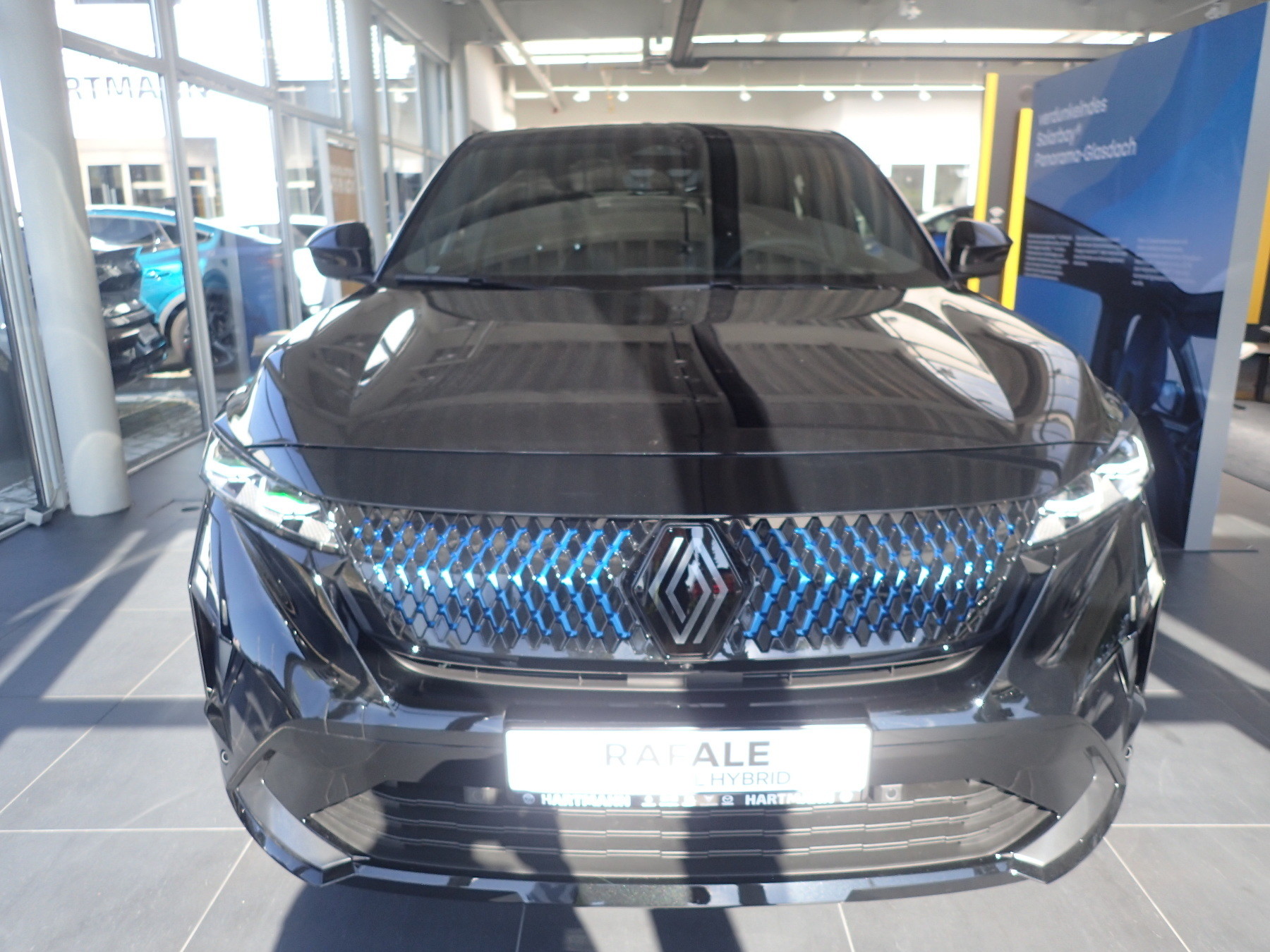 RENAULT Rafale Esprit Alpine E-Tech Full Hybrid 200 RENAULT Rafale Esprit Alpine E-Tech Full Hybrid 200