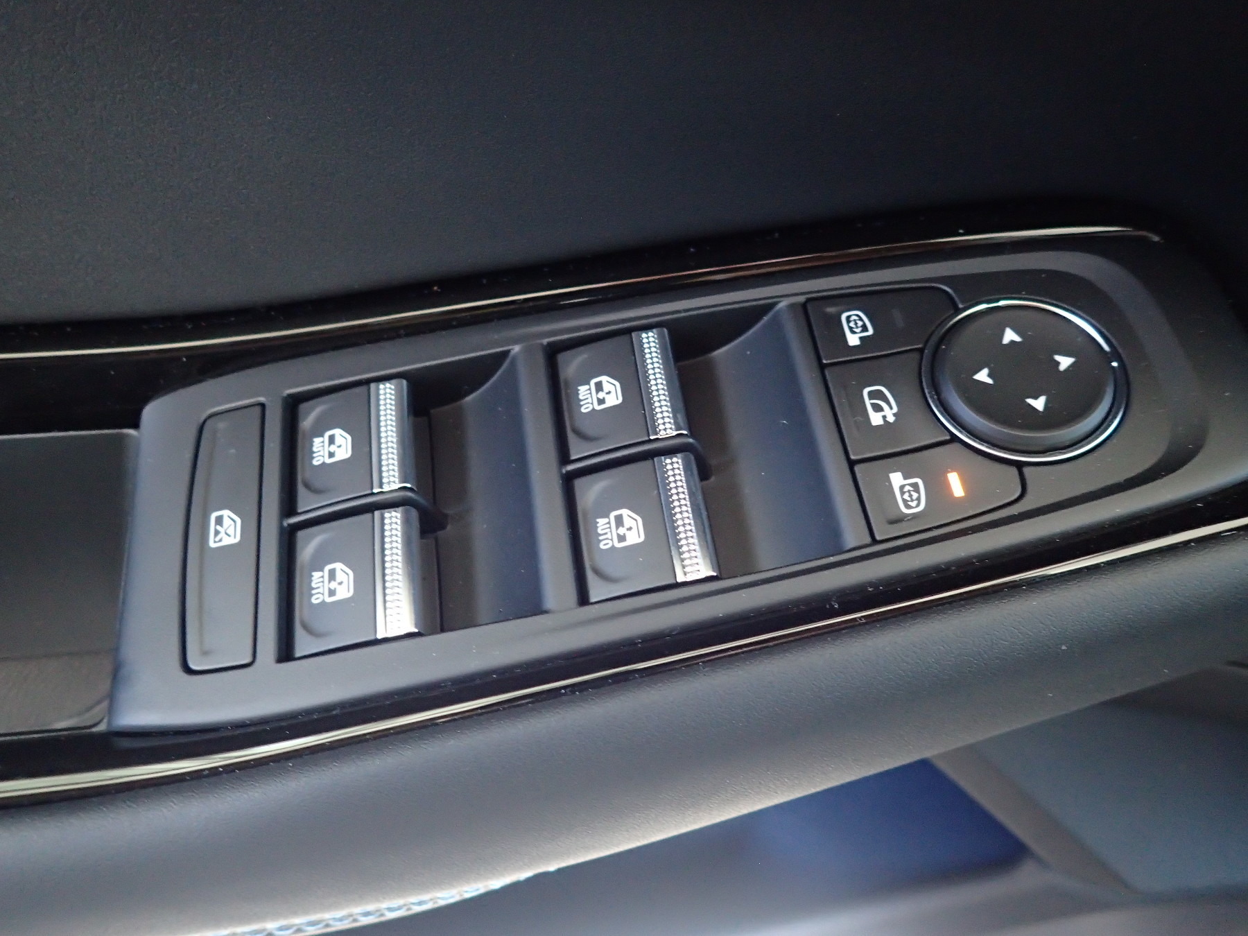 RENAULT Rafale Esprit Alpine E-Tech Full Hybrid 200 RENAULT Rafale Esprit Alpine E-Tech Full Hybrid 200