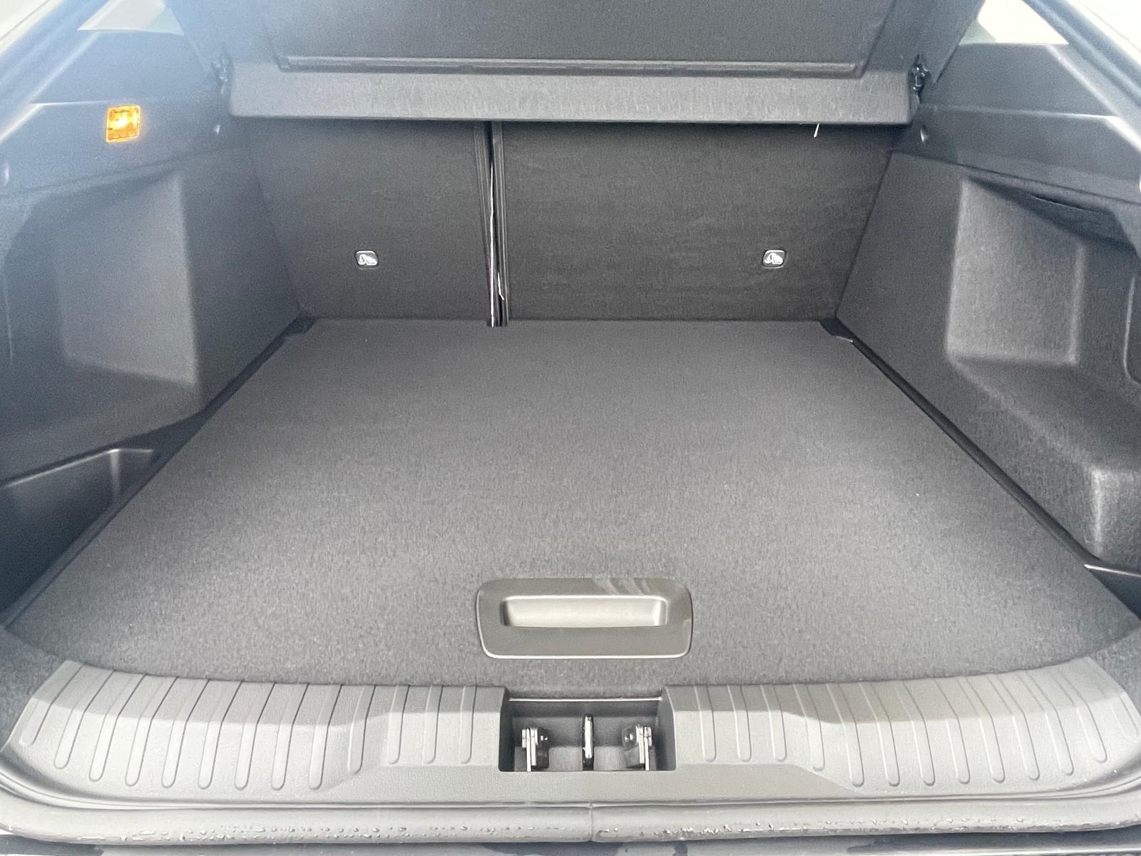 RENAULT Arkana EVOLUTION Mild Hybrid 140 EDC RENAULT Arkana EVOLUTION Mild Hybrid 140 EDC