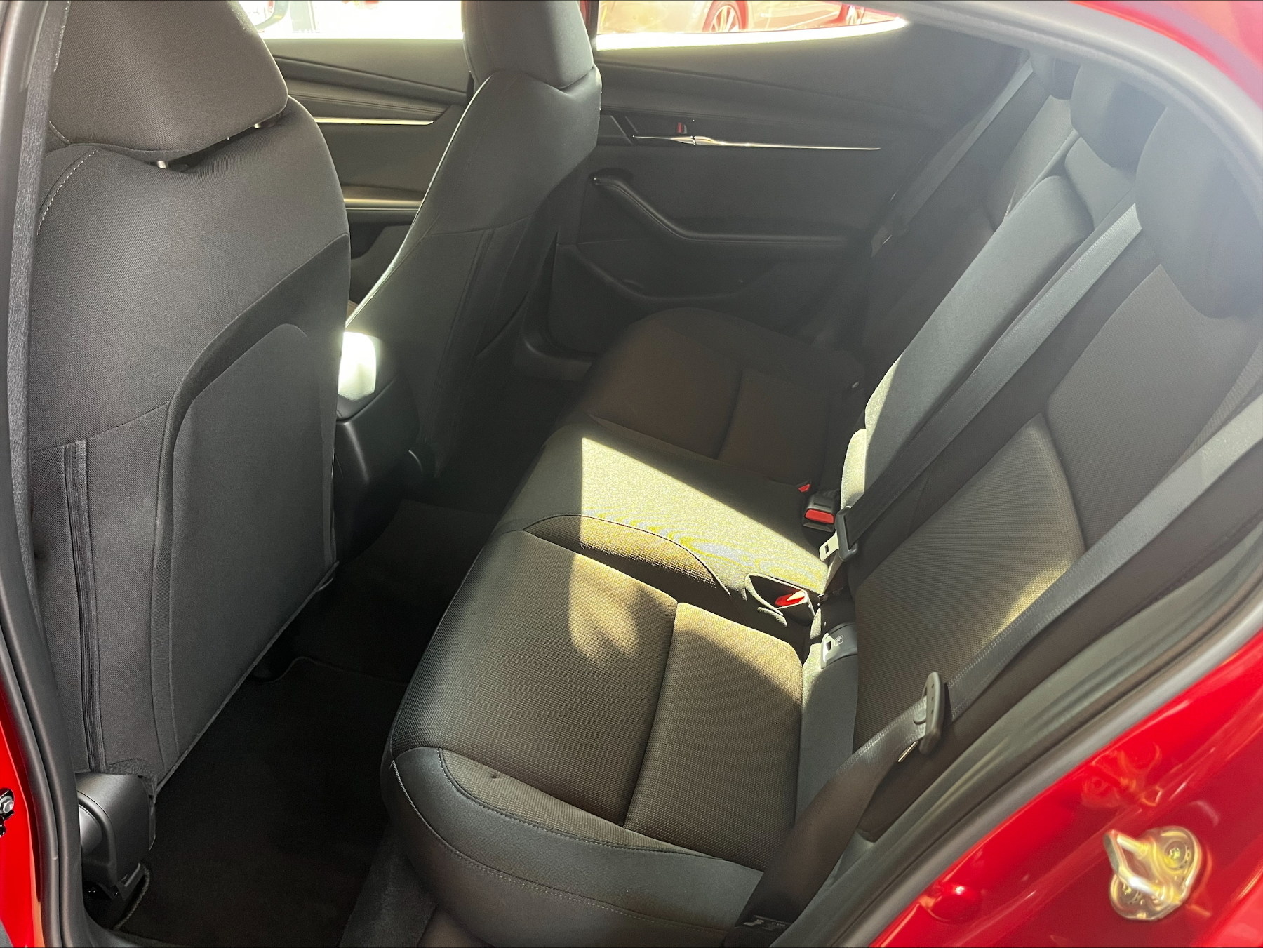 MAZDA 3 2.0L e-SKYACTIV X 186p 6AT Exclusive-line MAZDA 3 2.0L e-SKYACTIV X 186p 6AT Exclusive-line