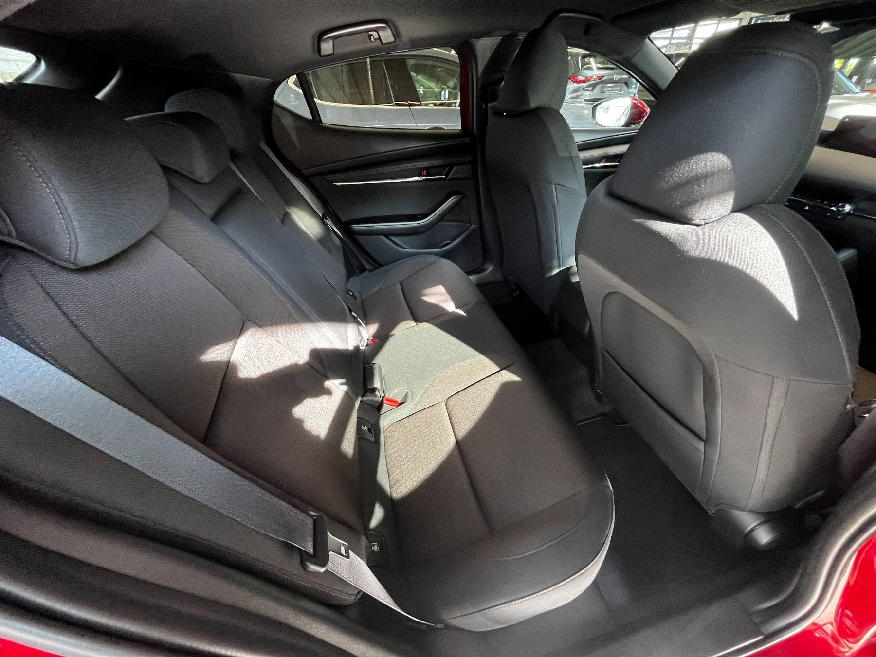 MAZDA 3 2.0L e-SKYACTIV X 186p 6AT Exclusive-line MAZDA 3 2.0L e-SKYACTIV X 186p 6AT Exclusive-line