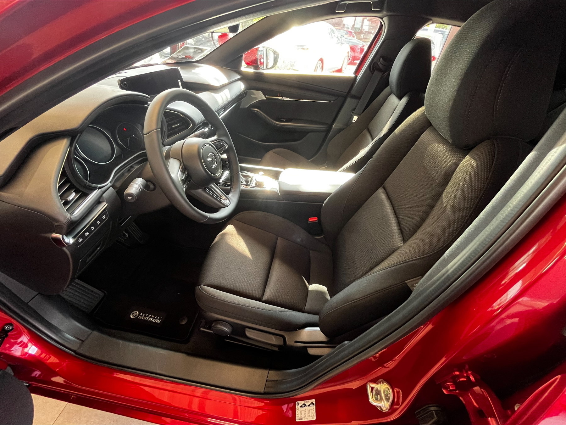 MAZDA 3 2.0L e-SKYACTIV X 186p 6AT Exclusive-line MAZDA 3 2.0L e-SKYACTIV X 186p 6AT Exclusive-line