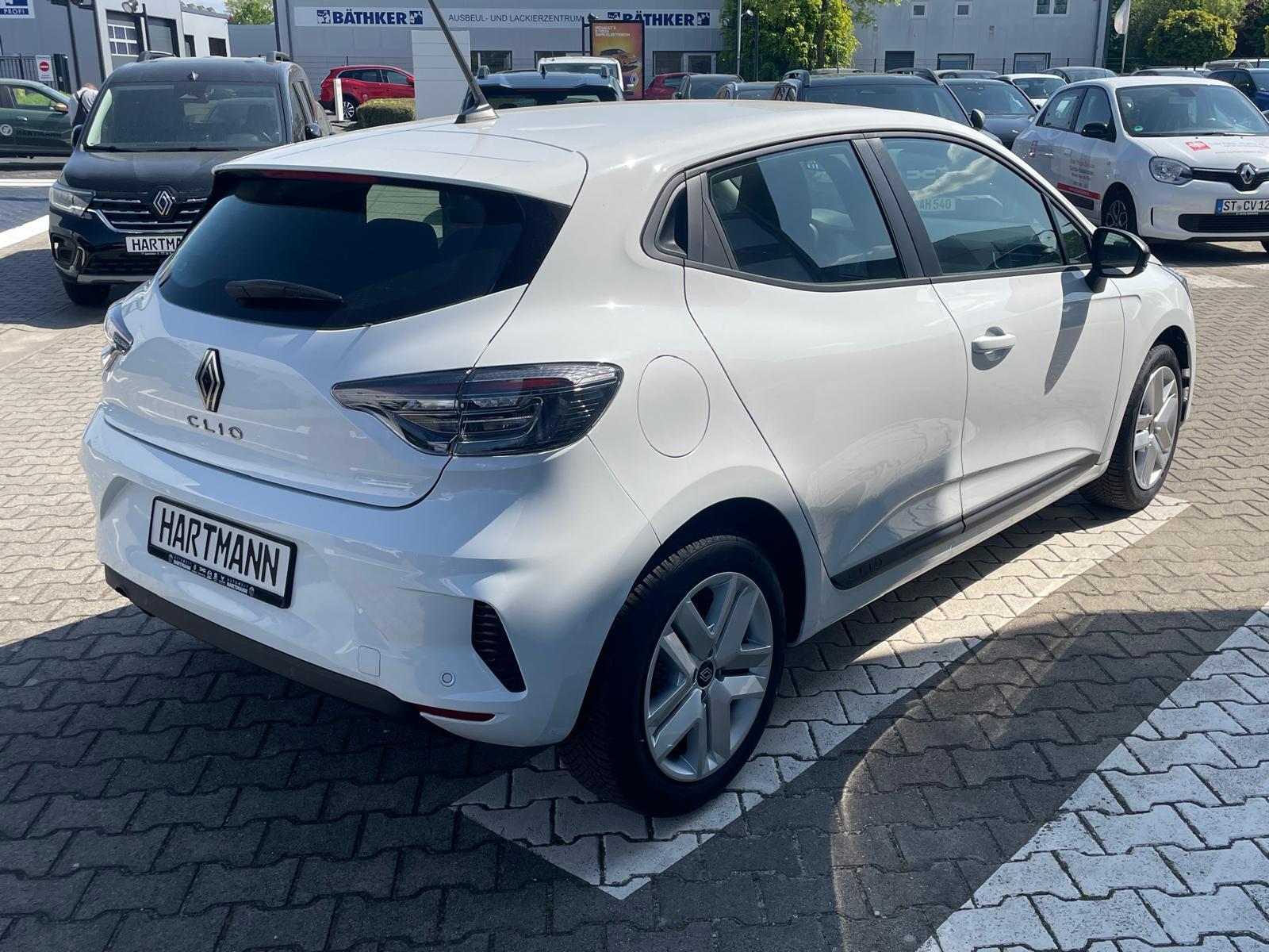 RENAULT Clio Evolution SCe 65 RENAULT Clio Evolution SCe 65