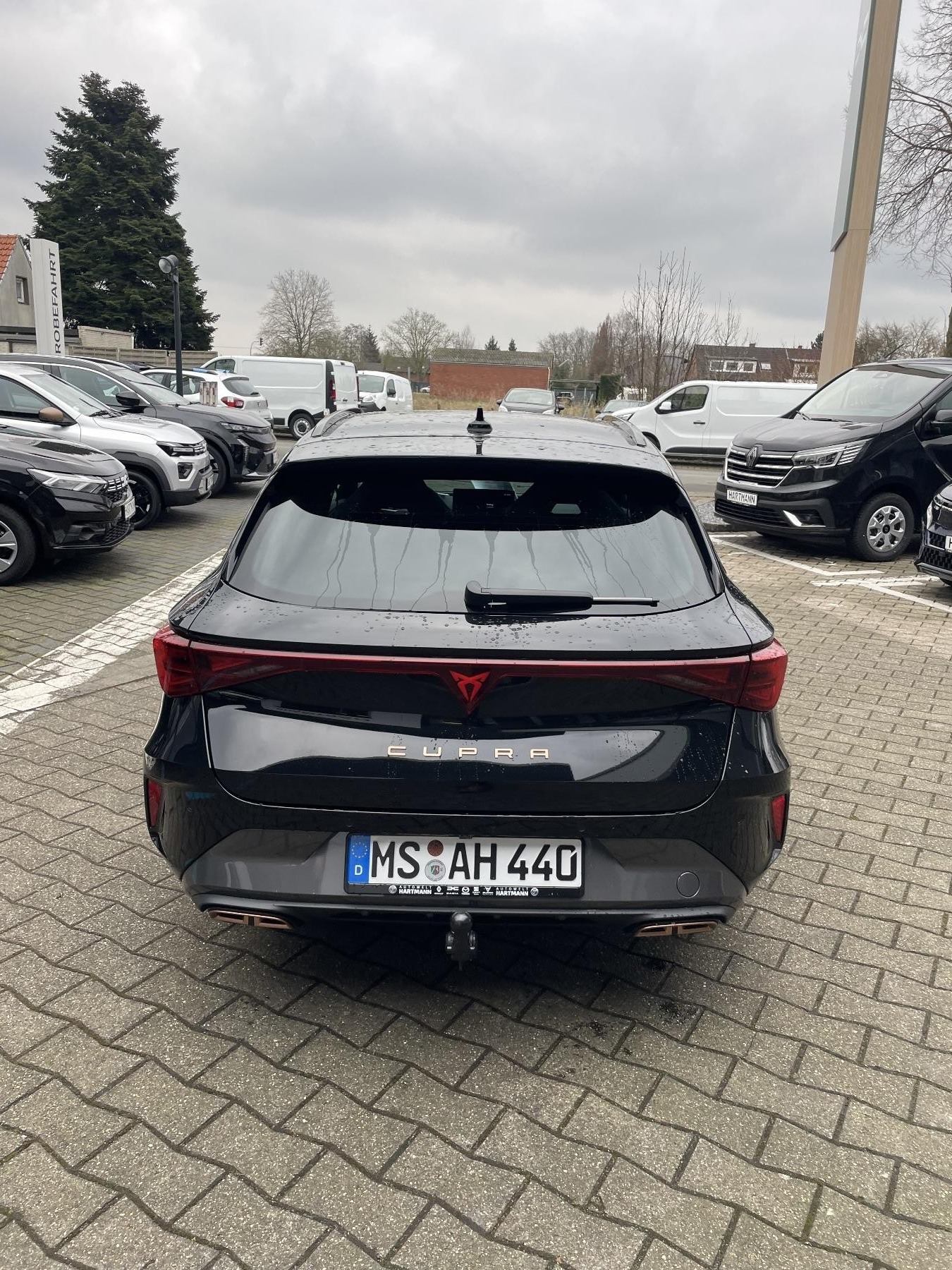 CUPRA Leon Sportstourer 1.5 TSI 110 kW CUPRA Leon Sportstourer 1.5 TSI 110 kW