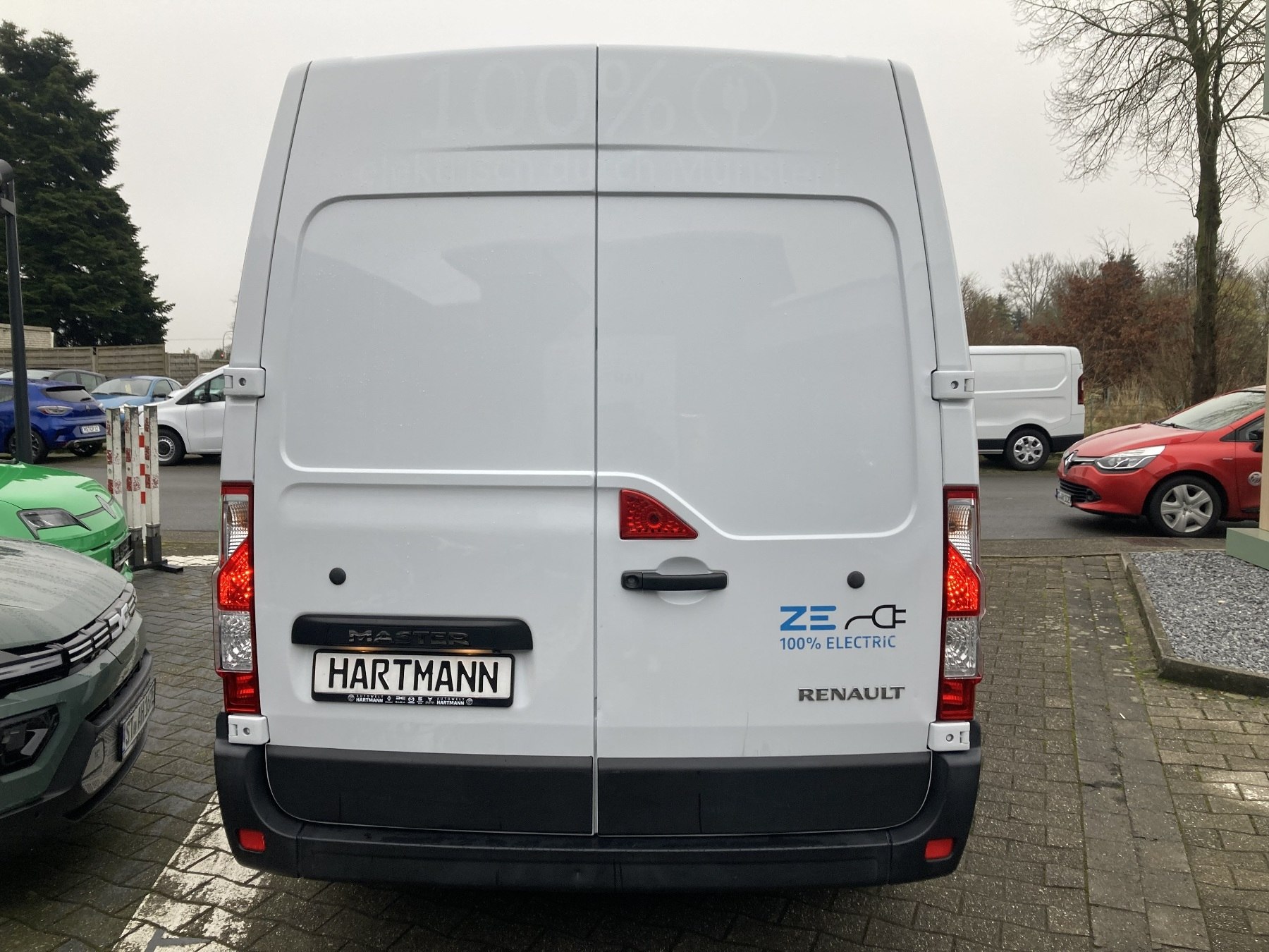 RENAULT Master Z.E. Kasten L2H2 3,1t Klima, RF-Kamera RENAULT Master Z.E. Kasten L2H2 3,1t Klima, RF-Kamera