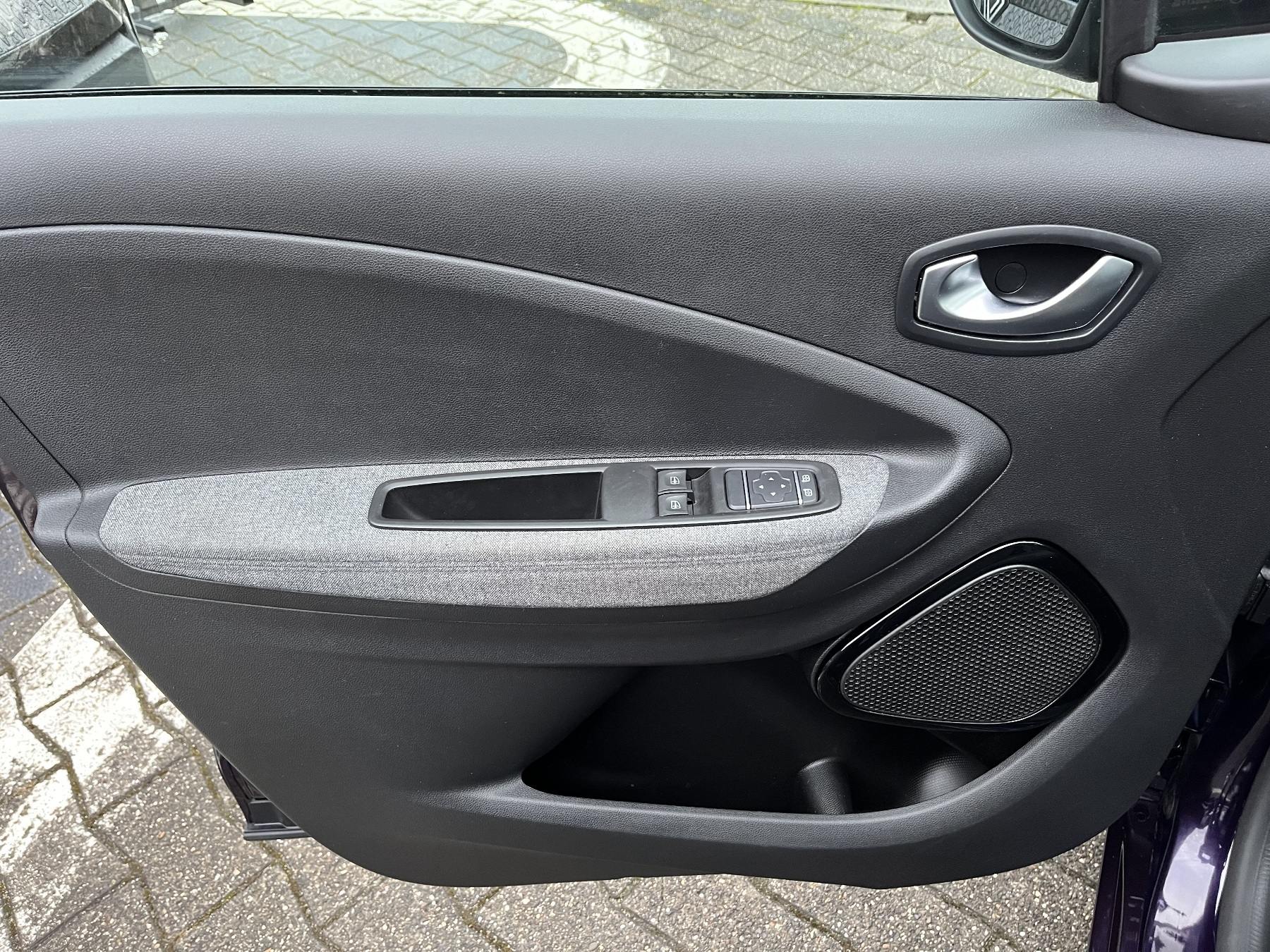 RENAULT ZOE EXPERIENCE Batteriemiete R110 RF-Kamera RENAULT ZOE EXPERIENCE Batteriemiete R110 RF-Kamera