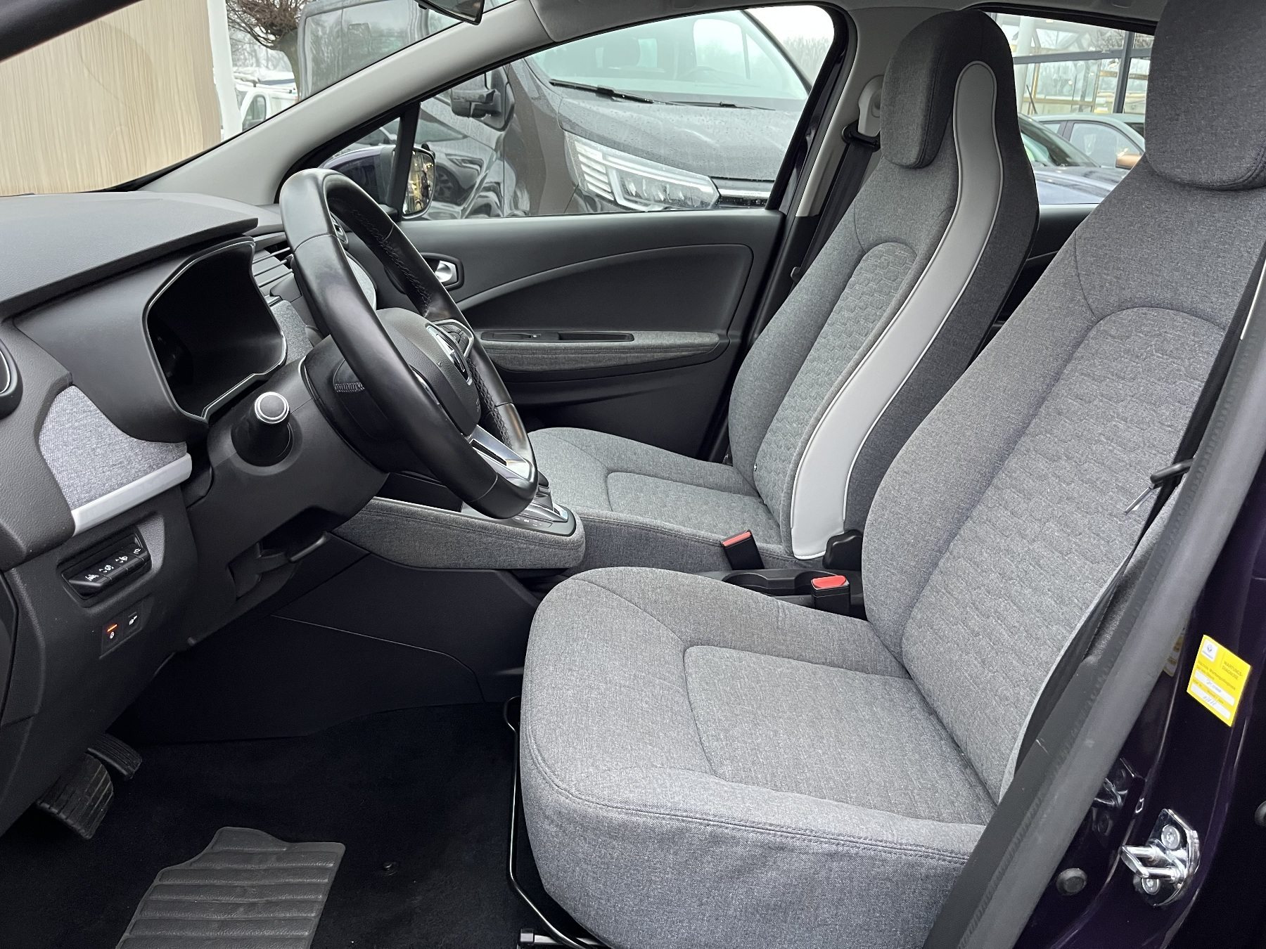 RENAULT ZOE EXPERIENCE Batteriemiete R110 RF-Kamera RENAULT ZOE EXPERIENCE Batteriemiete R110 RF-Kamera