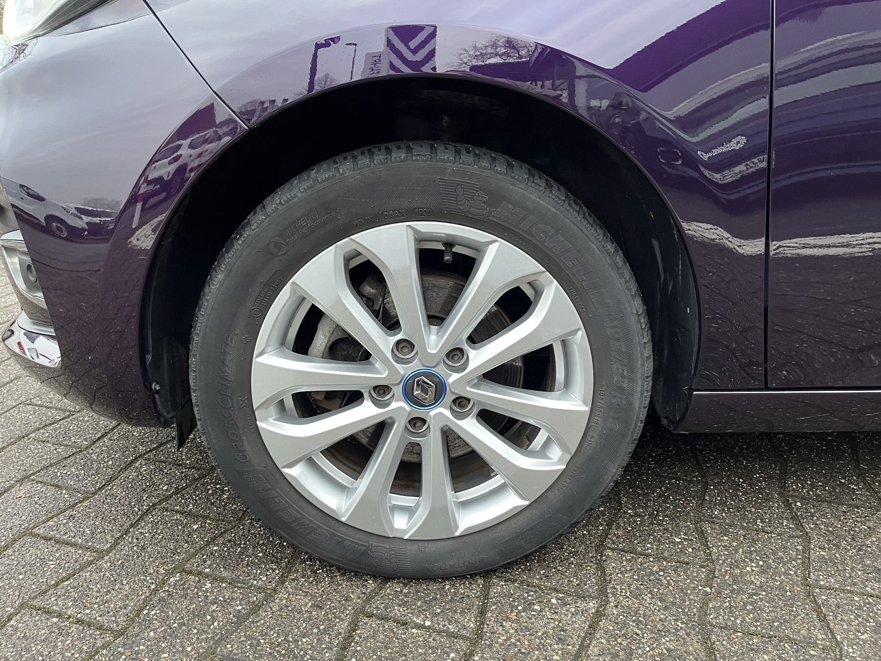 RENAULT ZOE EXPERIENCE Batteriemiete R110 RF-Kamera RENAULT ZOE EXPERIENCE Batteriemiete R110 RF-Kamera