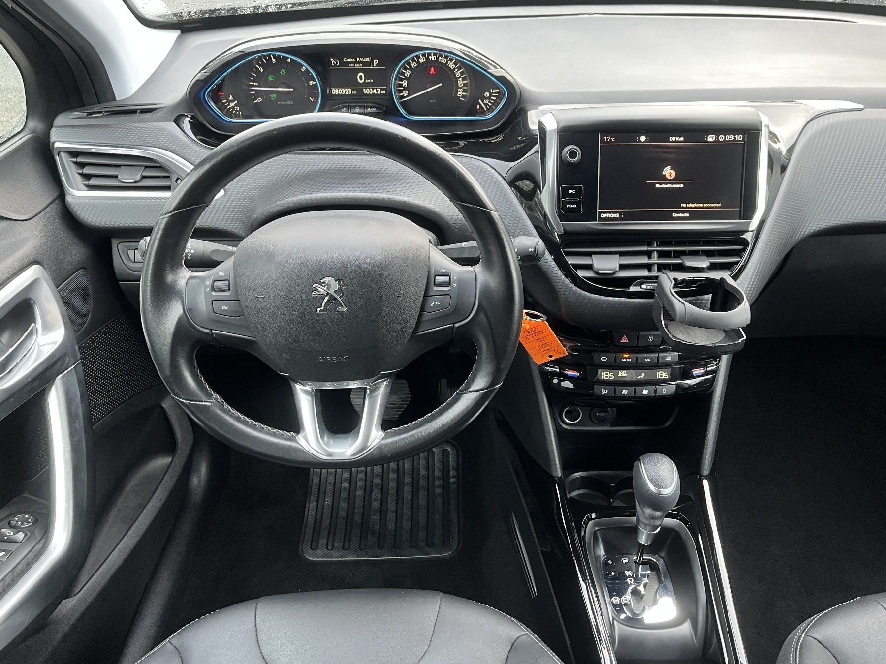 PEUGEOT 3008 1.2 PureTech 130 Allure Sicht-Paket PEUGEOT 3008 1.2 PureTech 130 Allure Sicht-Paket