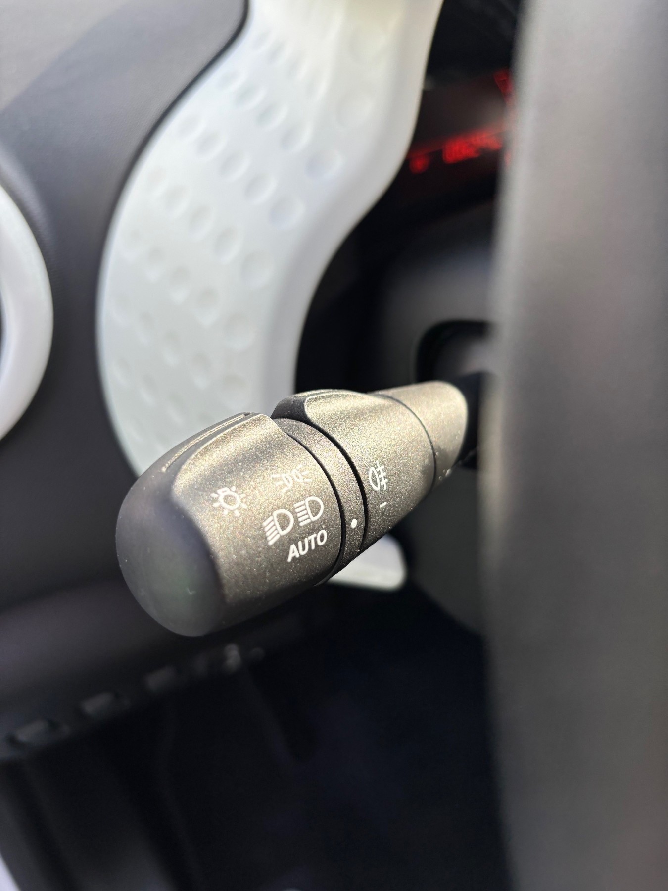 RENAULT Twingo LIMITED SCe 75 Start & Stop Klima+Radio RENAULT Twingo LIMITED SCe 75 Start & Stop Klima+Radio