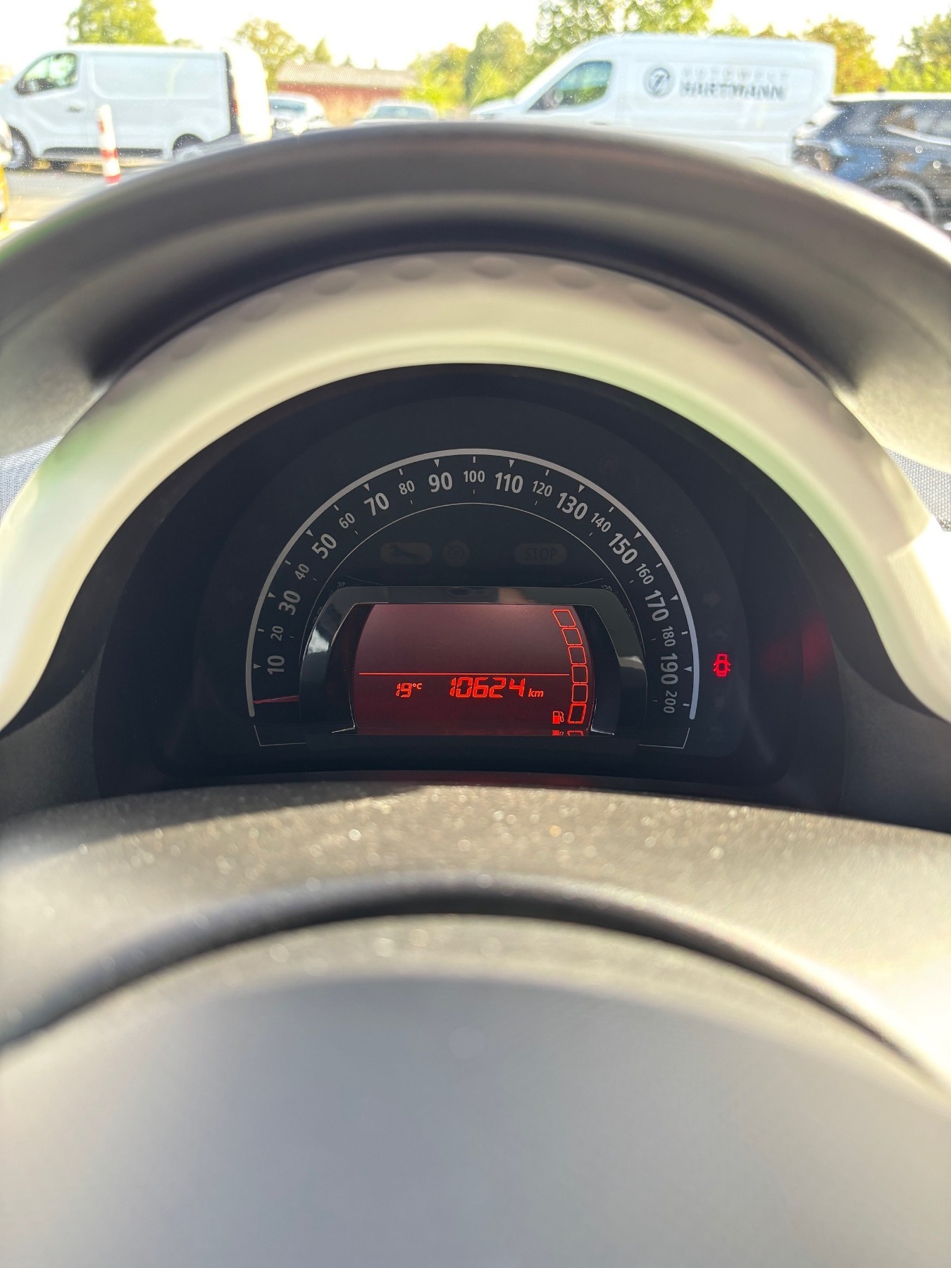 RENAULT Twingo LIMITED SCe 75 Start & Stop Klima+Radio RENAULT Twingo LIMITED SCe 75 Start & Stop Klima+Radio