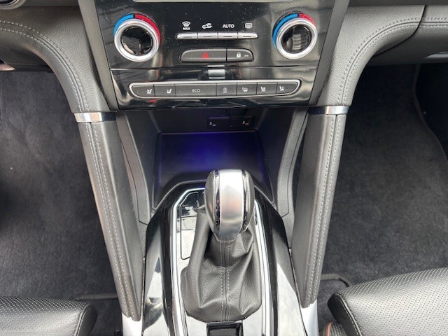 RENAULT Koleos Initiale Paris 2.0 Dci 4x4 Bose,Pano-Dach RENAULT Koleos Initiale Paris 2.0 Dci 4x4 Bose,Pano-Dach