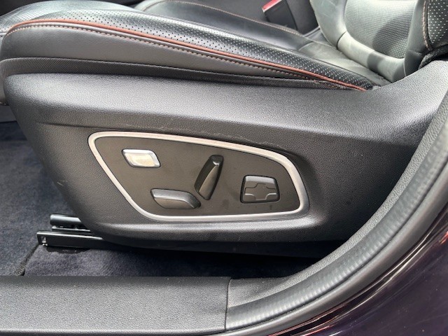 RENAULT Koleos Initiale Paris 2.0 Dci 4x4 Bose,Pano-Dach RENAULT Koleos Initiale Paris 2.0 Dci 4x4 Bose,Pano-Dach