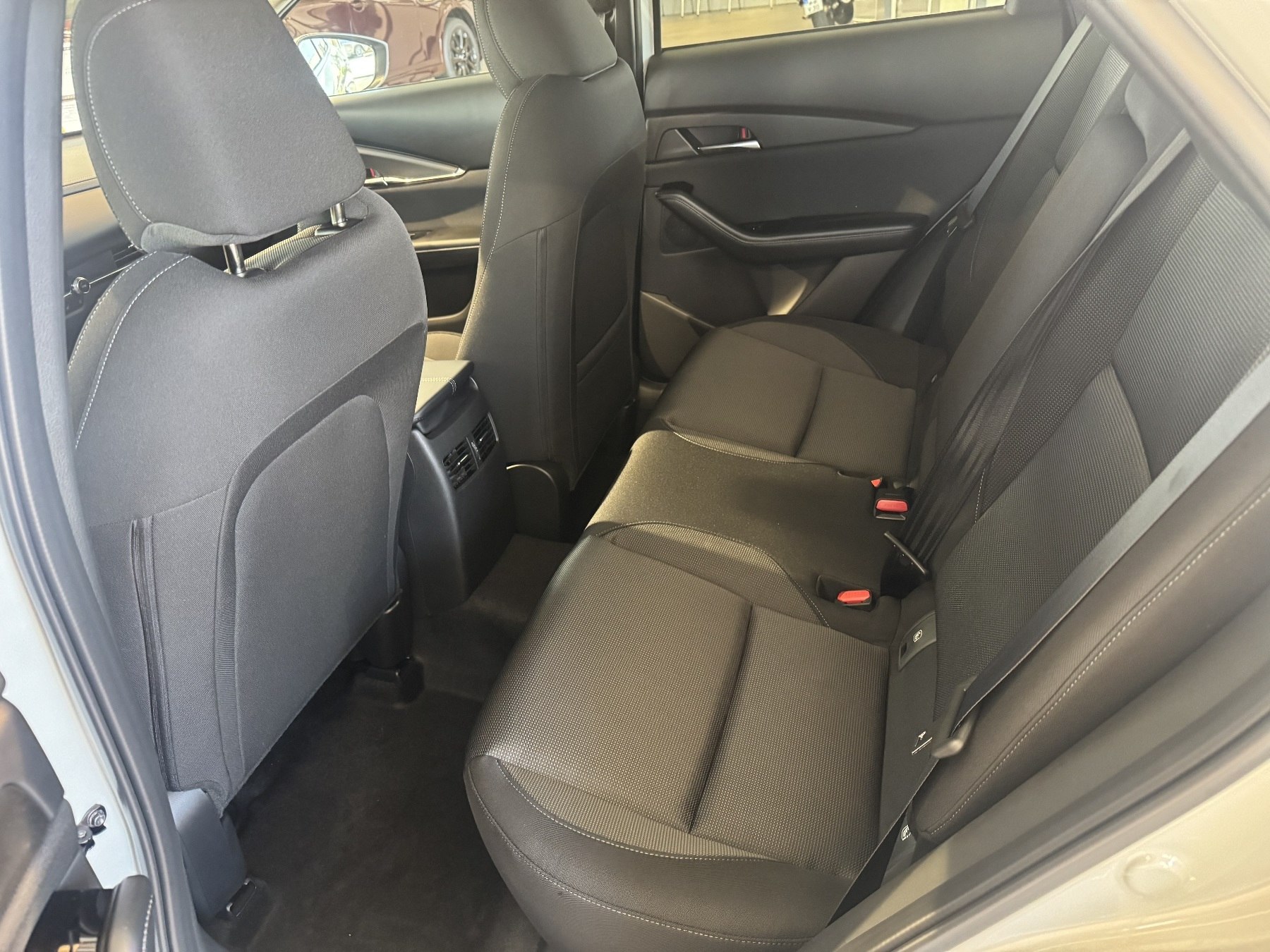 MAZDA CX-30 2.5L e-SKYACTIV G 140ps 6AT Exclusive-line MAZDA CX-30 2.5L e-SKYACTIV G 140ps 6AT Exclusive-line