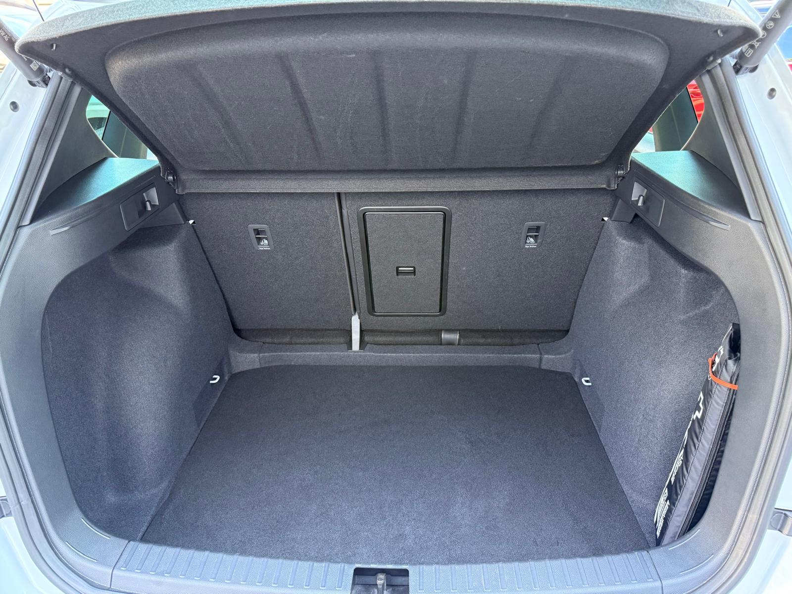 SEAT Ateca FR 1.5 ACT 110KW Pano-Dach SEAT Ateca FR 1.5 ACT 110KW Pano-Dach