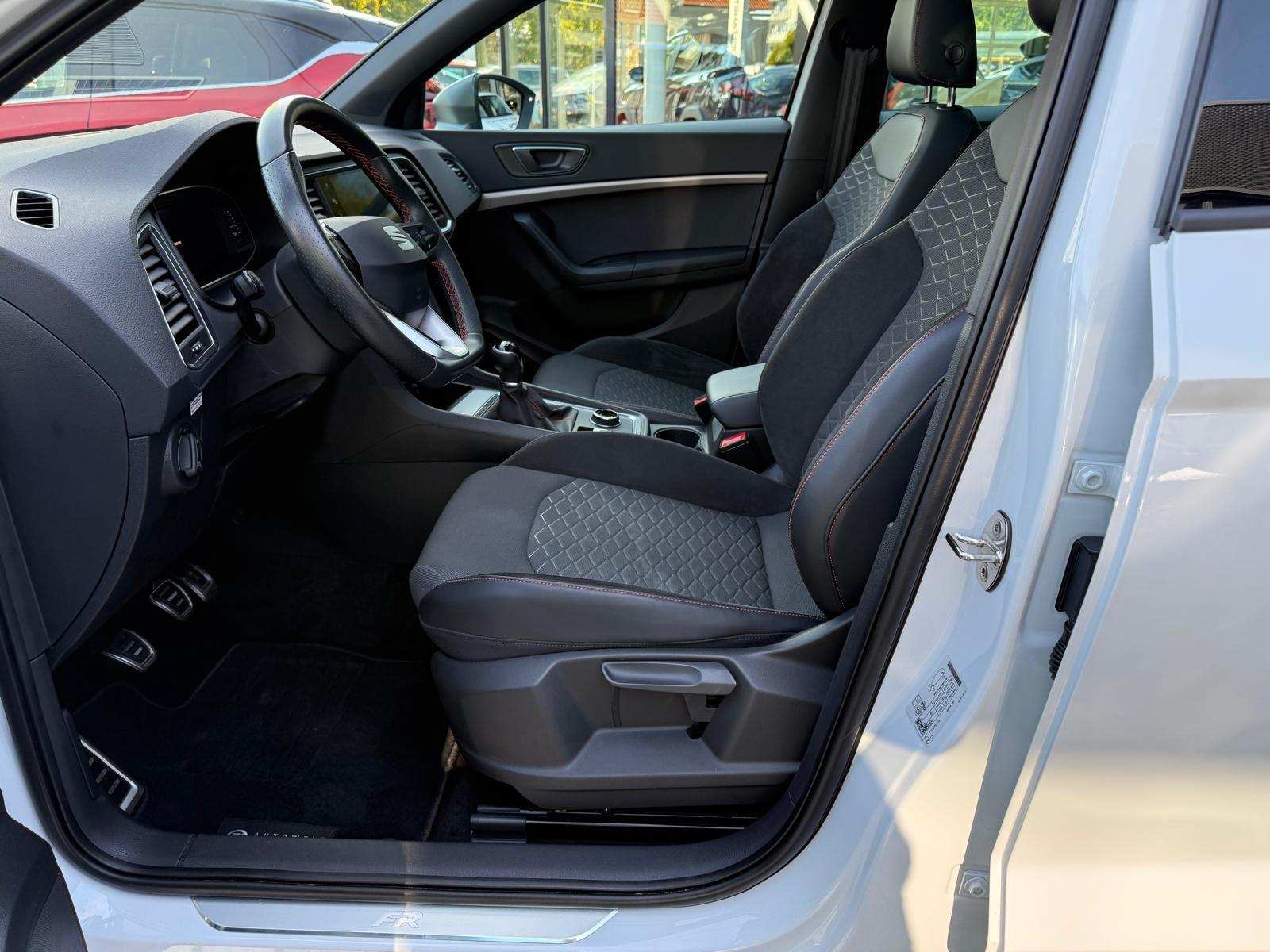 SEAT Ateca FR 1.5 ACT 110KW Pano-Dach SEAT Ateca FR 1.5 ACT 110KW Pano-Dach